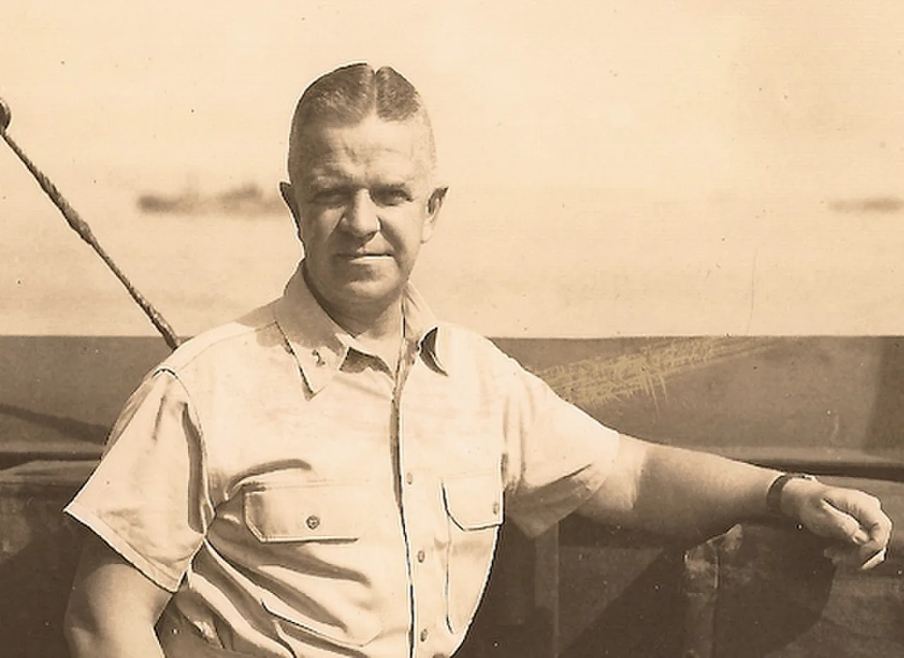 Porträt von Forrest B. Royal (1893–1945) – Gedenkseite