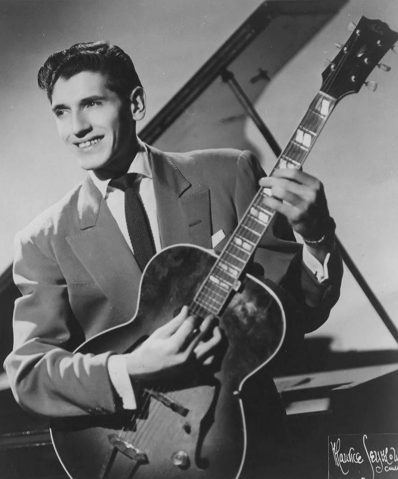 Porträt von Frank D’Rone (1932–2013) – Gedenkseite