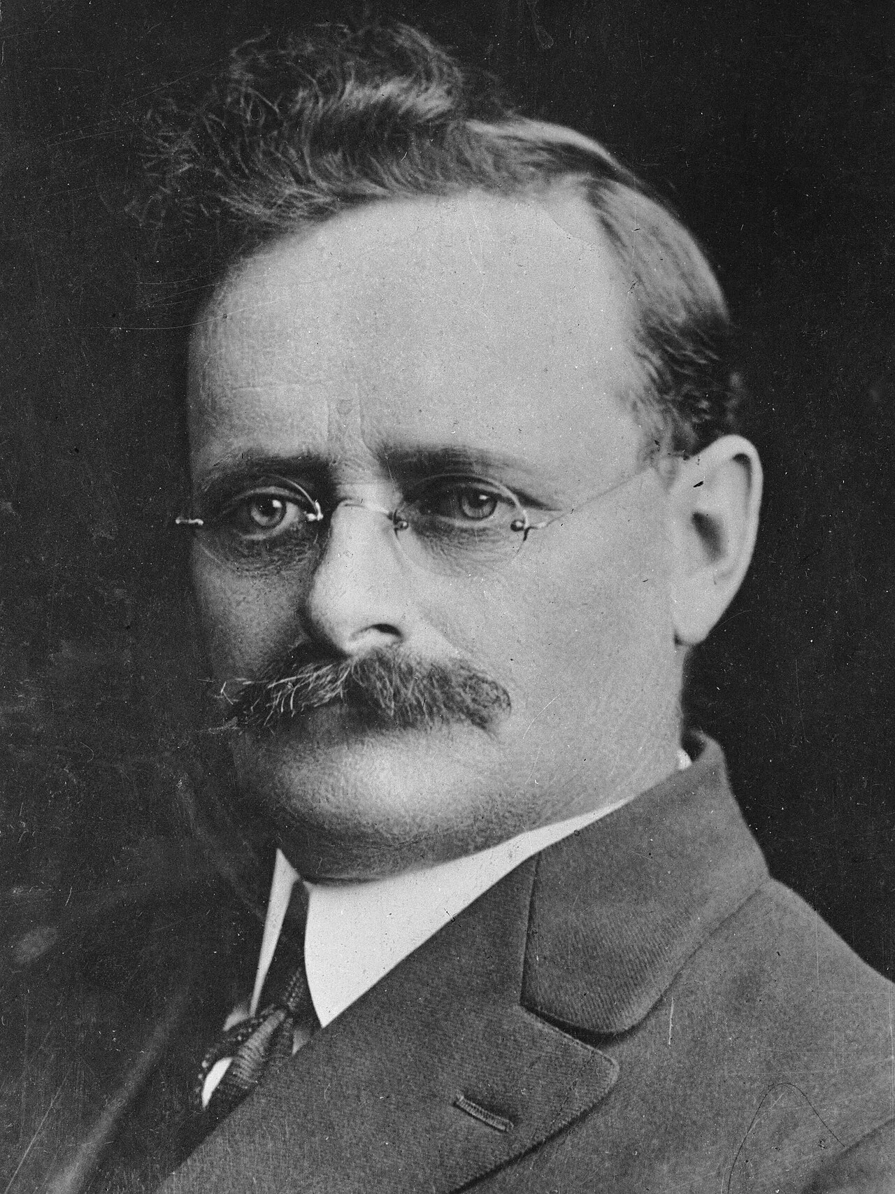Portrait of Frederick T. Woodman (1872–1949) – memorial page