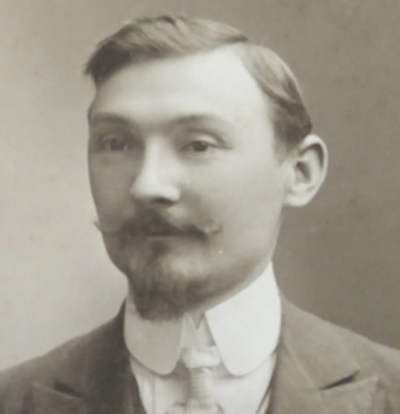 Porträt von Zygmunt Kadłubowski (1879–1961) – Gedenkseite