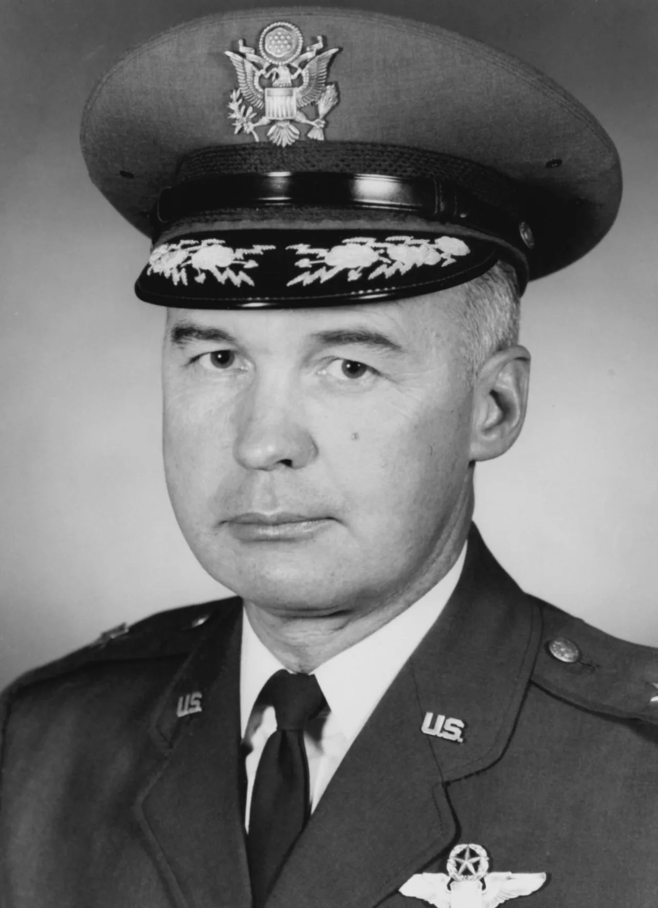 Porträt von George H. McKee (1923–2015) – Gedenkseite