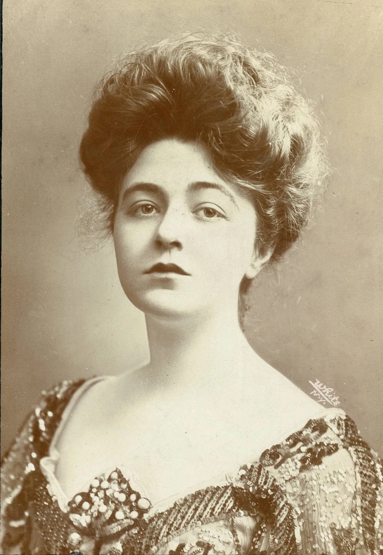 Portrait of Jane Oaker (1878–1960) – memorial page