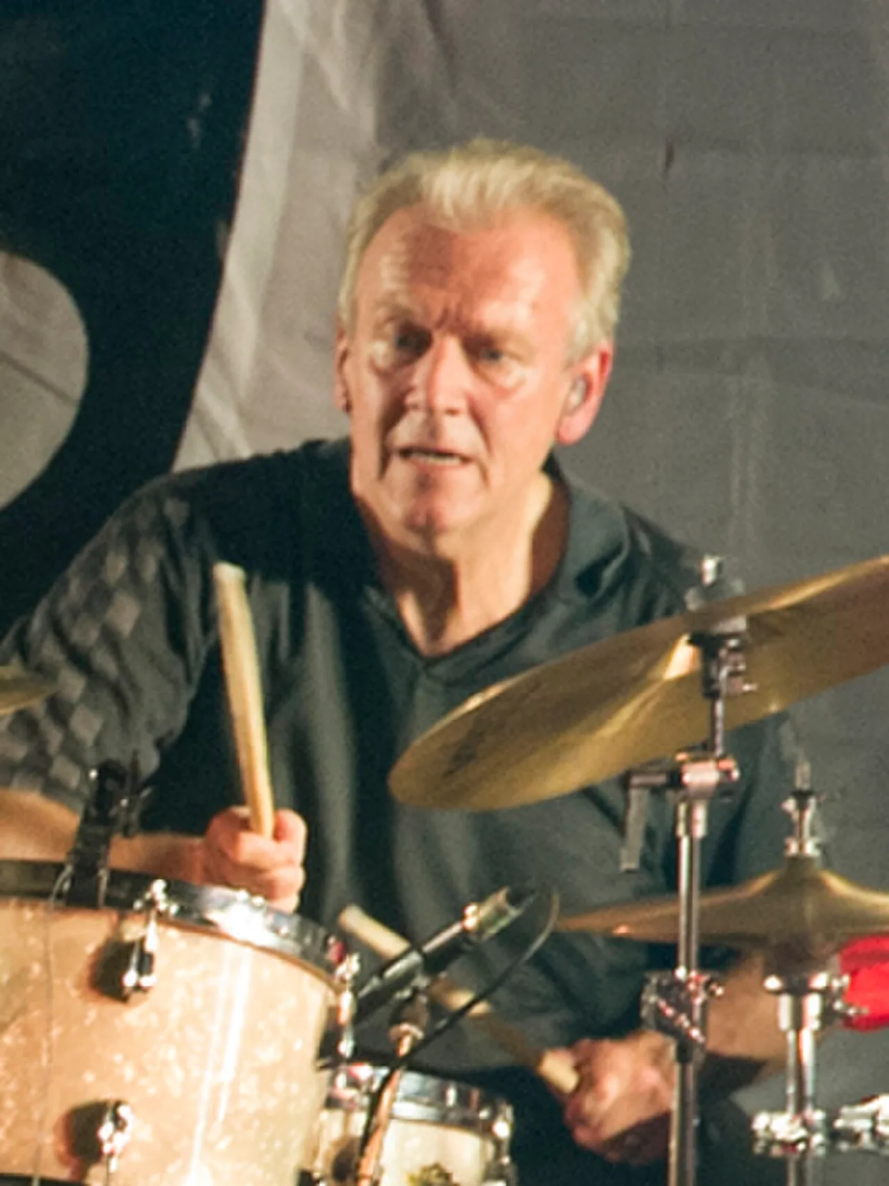 Gilson Lavis