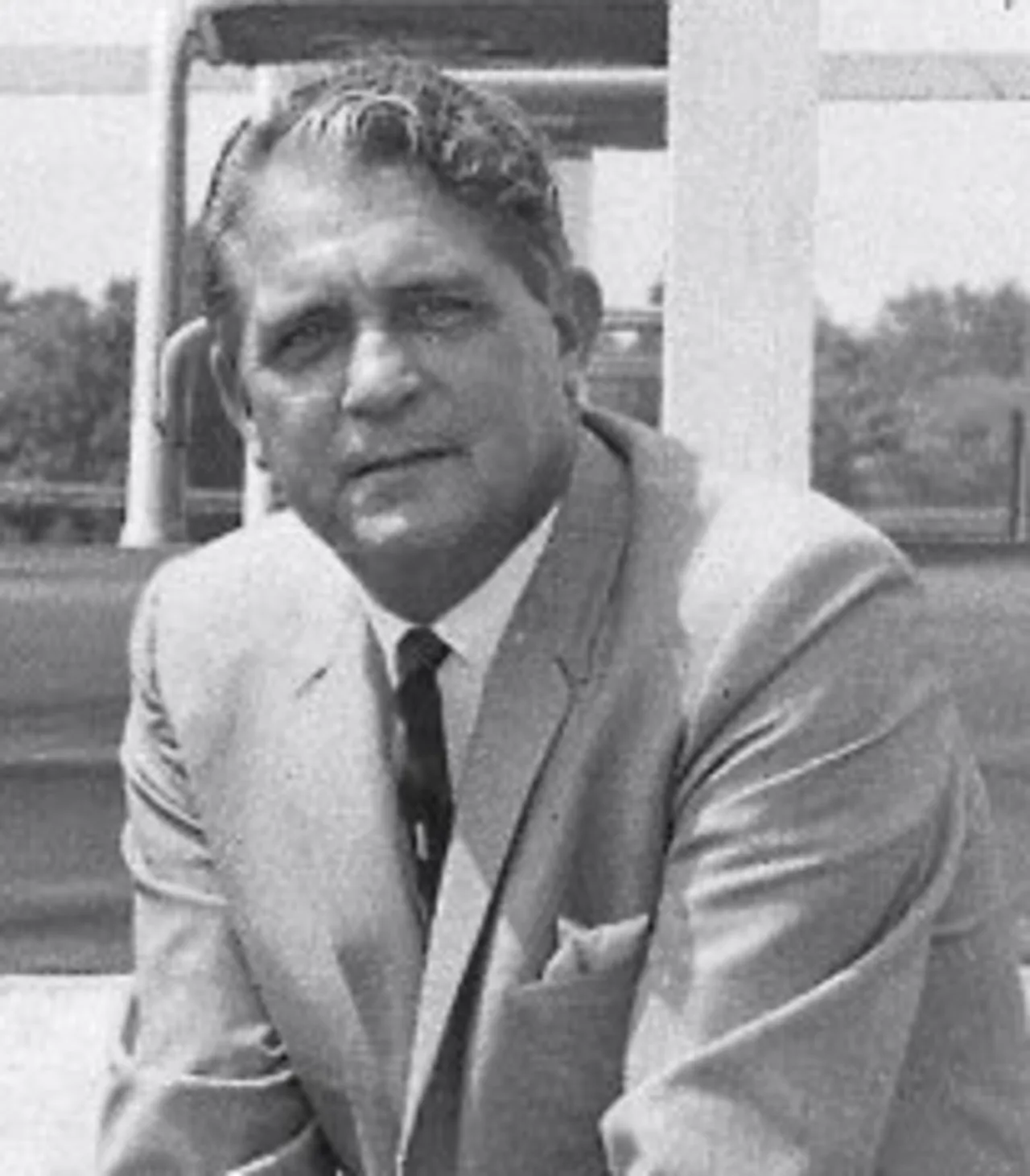Portrait of Glenn Hearn (1914–1978) – memorial page