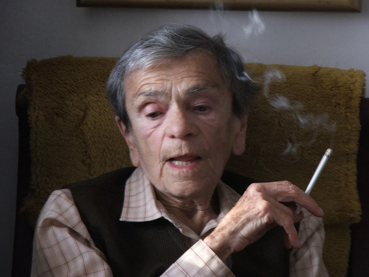 Portrait of Krystyna Feldman (1916–2007) – memorial page