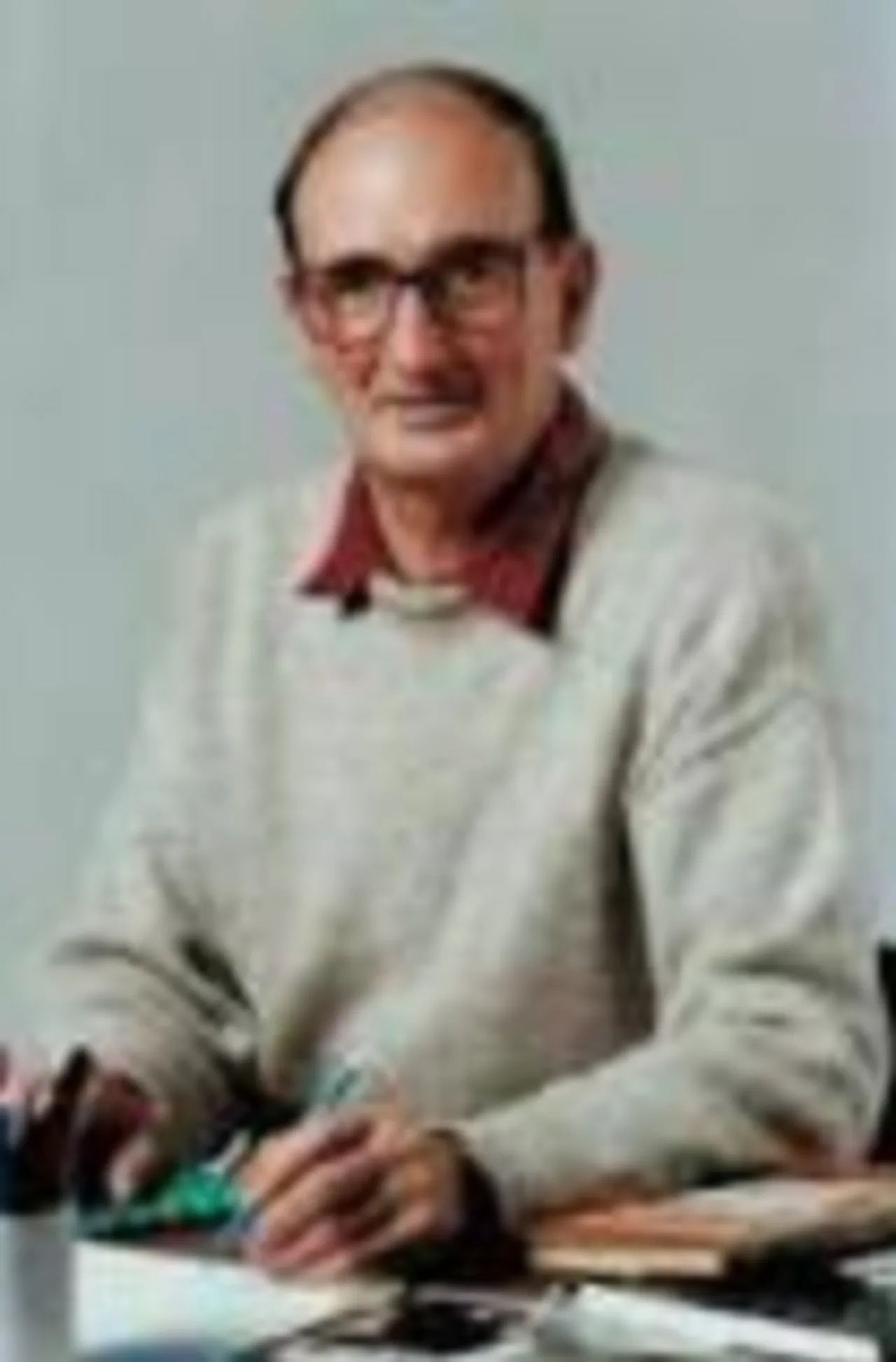 Portrait of Gordon Ogilvie (1934–2017) – memorial page
