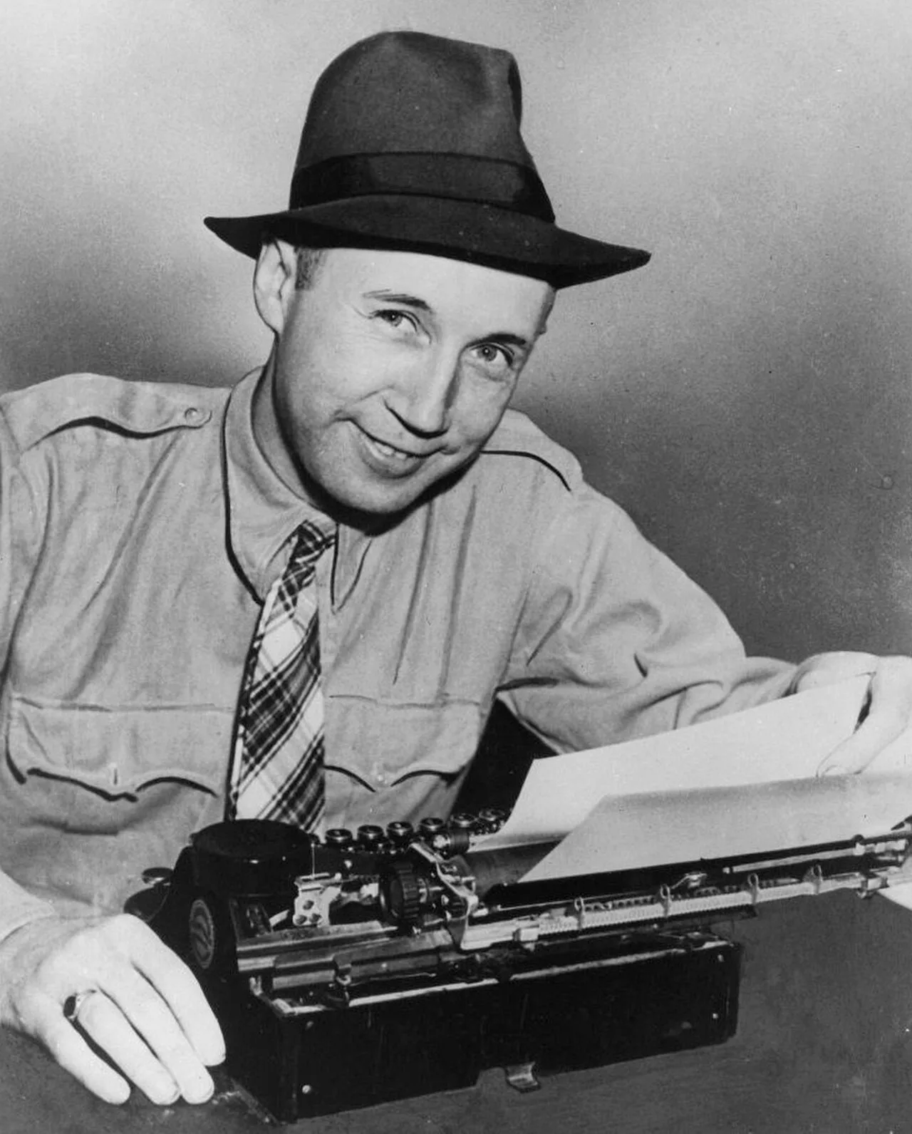 Porträt von Gordon Sinclair (1900–1984) – Gedenkseite