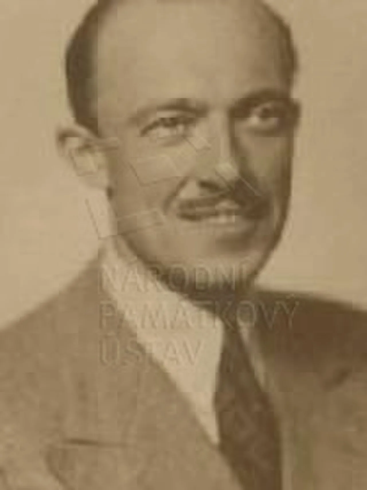 Porträt von Johann Nepomuk Anton Karl Leonhard Otto Bonaventura Maria Kleophas Graf von Harrach zu Rohrau und Thannhausen (1904–1945) – Gedenkseite