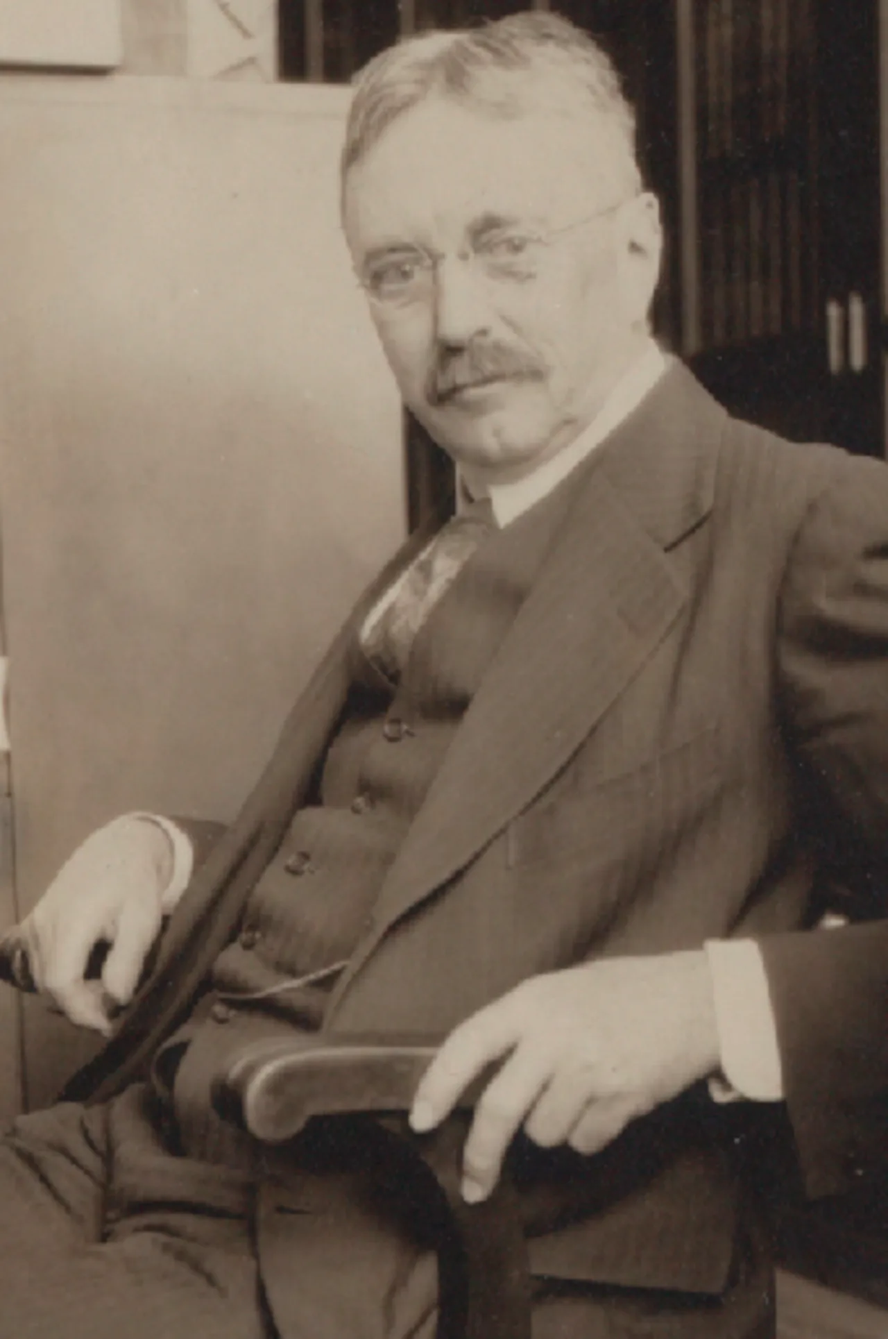 Graham Lusk