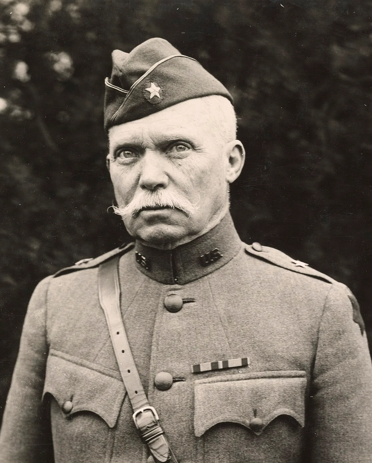 Portrait of Edward Alexander Millar (1860–1934) – memorial page