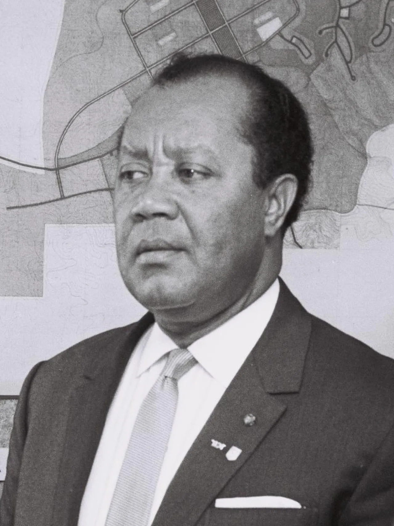 Porträt von Nicolas Grunitzky (1913–1969) – Gedenkseite