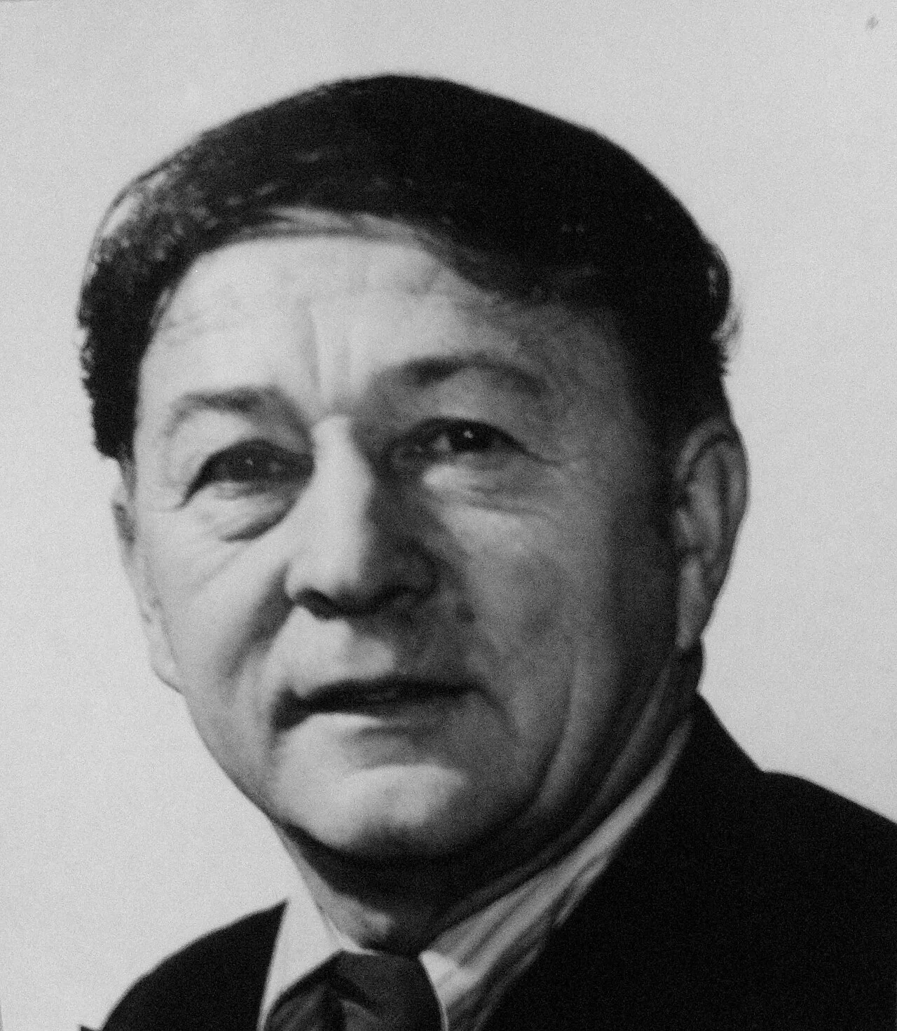 Portrait of Harold Huskilson (1920–2011) – memorial page