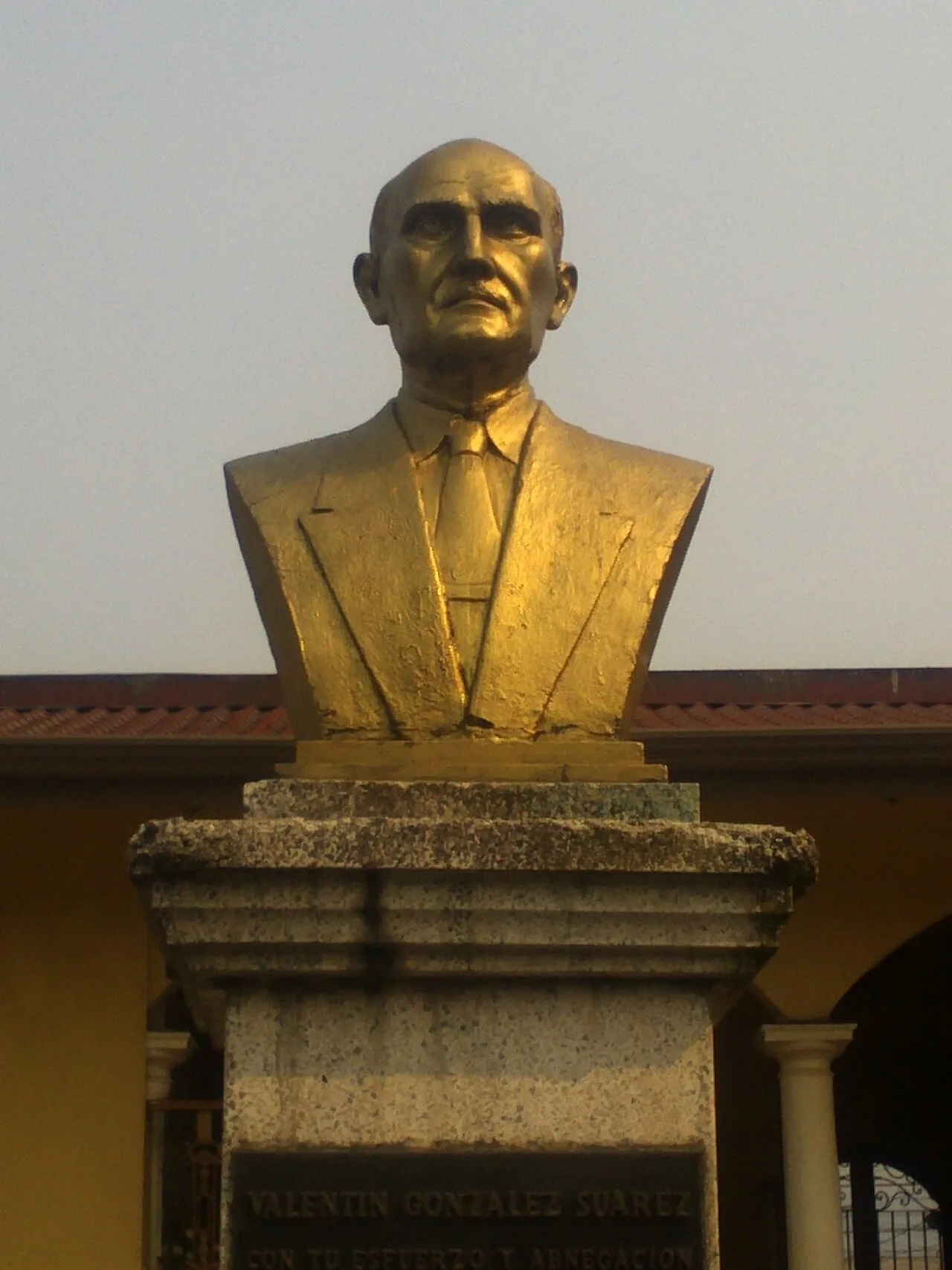 Portrait of Valentín González Suárez (1893–1968) – memorial page