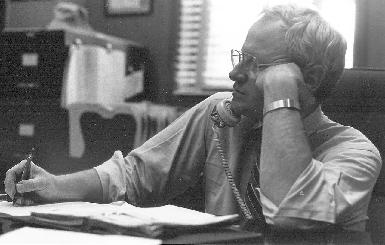 Porträt von Lester W. “Cappy” Burnside, Jr. (1934–2014) – Gedenkseite