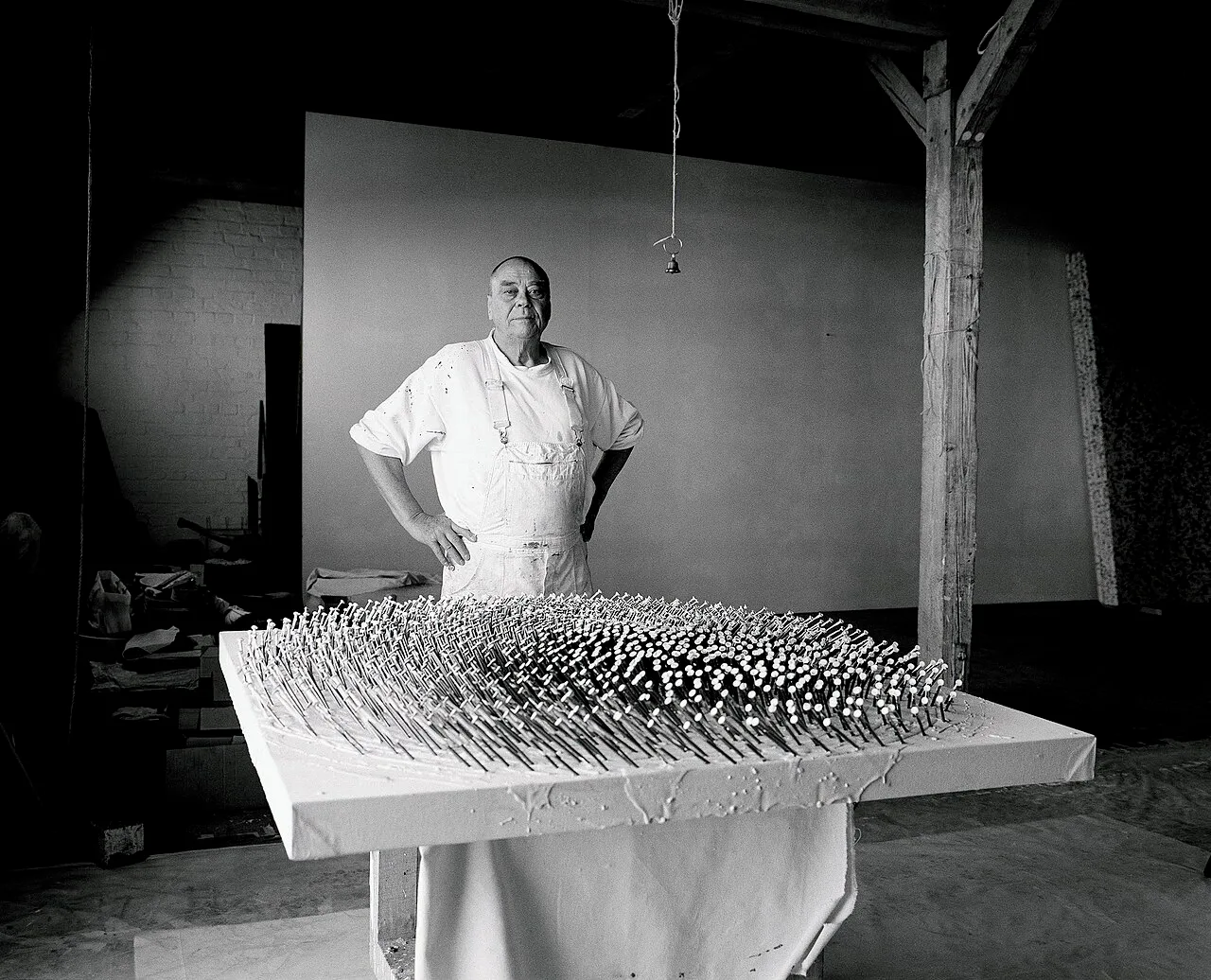 Porträt von Günther Uecker (1930–2025) – Gedenkseite