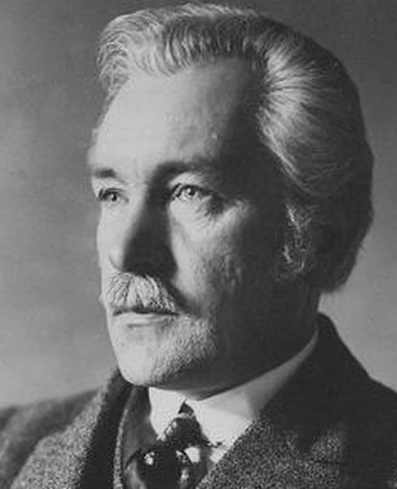 Portrait of Fryderyk Pautsch (1877–1950) – memorial page