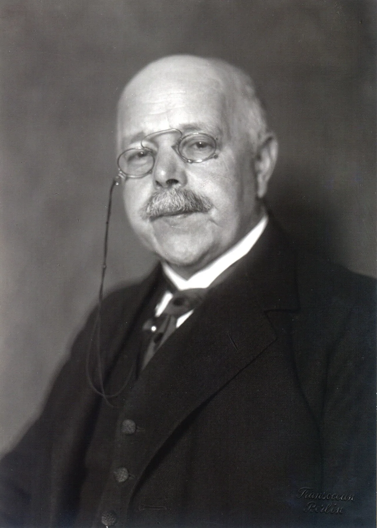 Porträt von Walther Nernst (1864–1941) – Gedenkseite