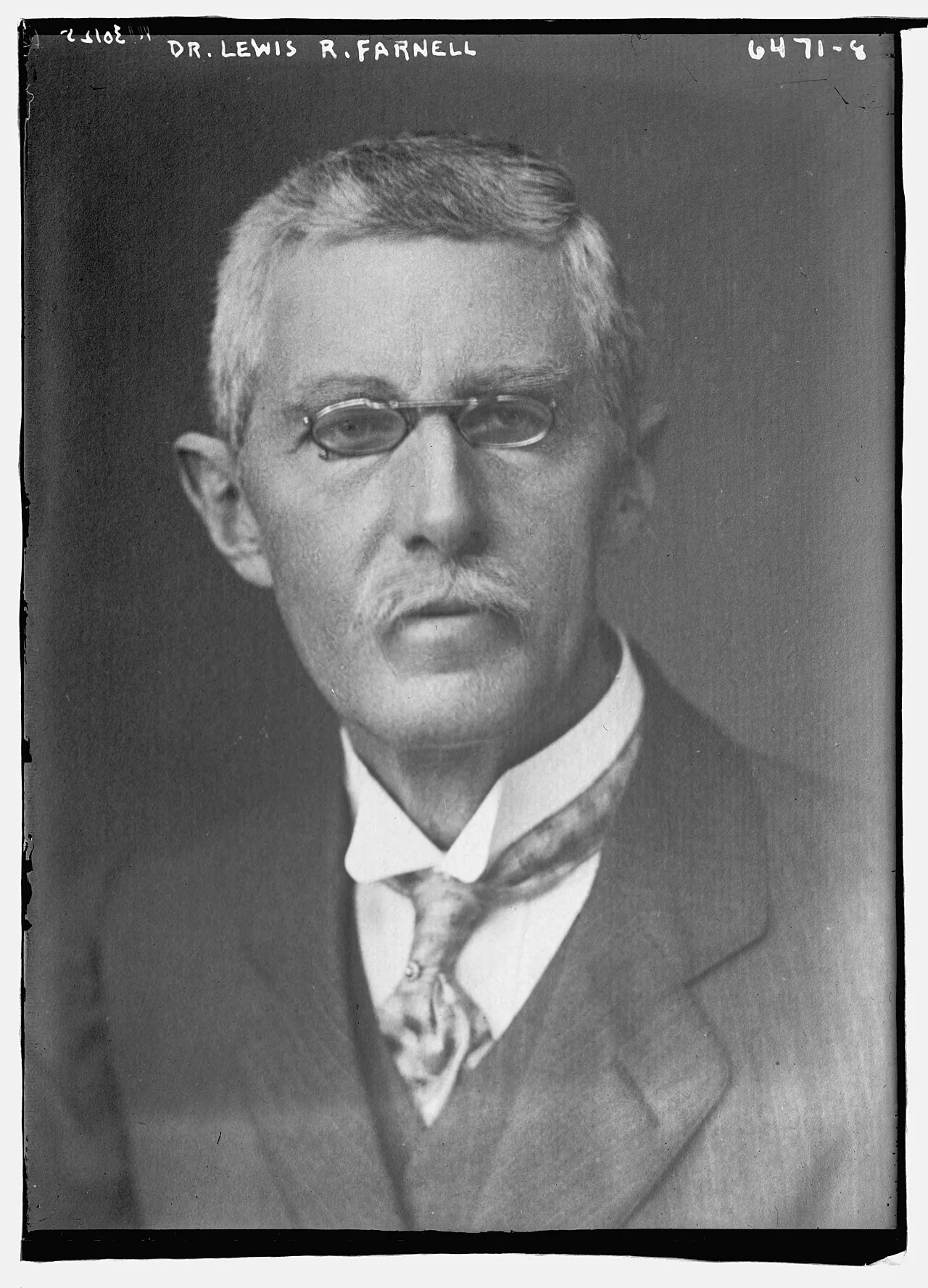 Portrait of Lewis Richard Farnell (1856–1934) – memorial page