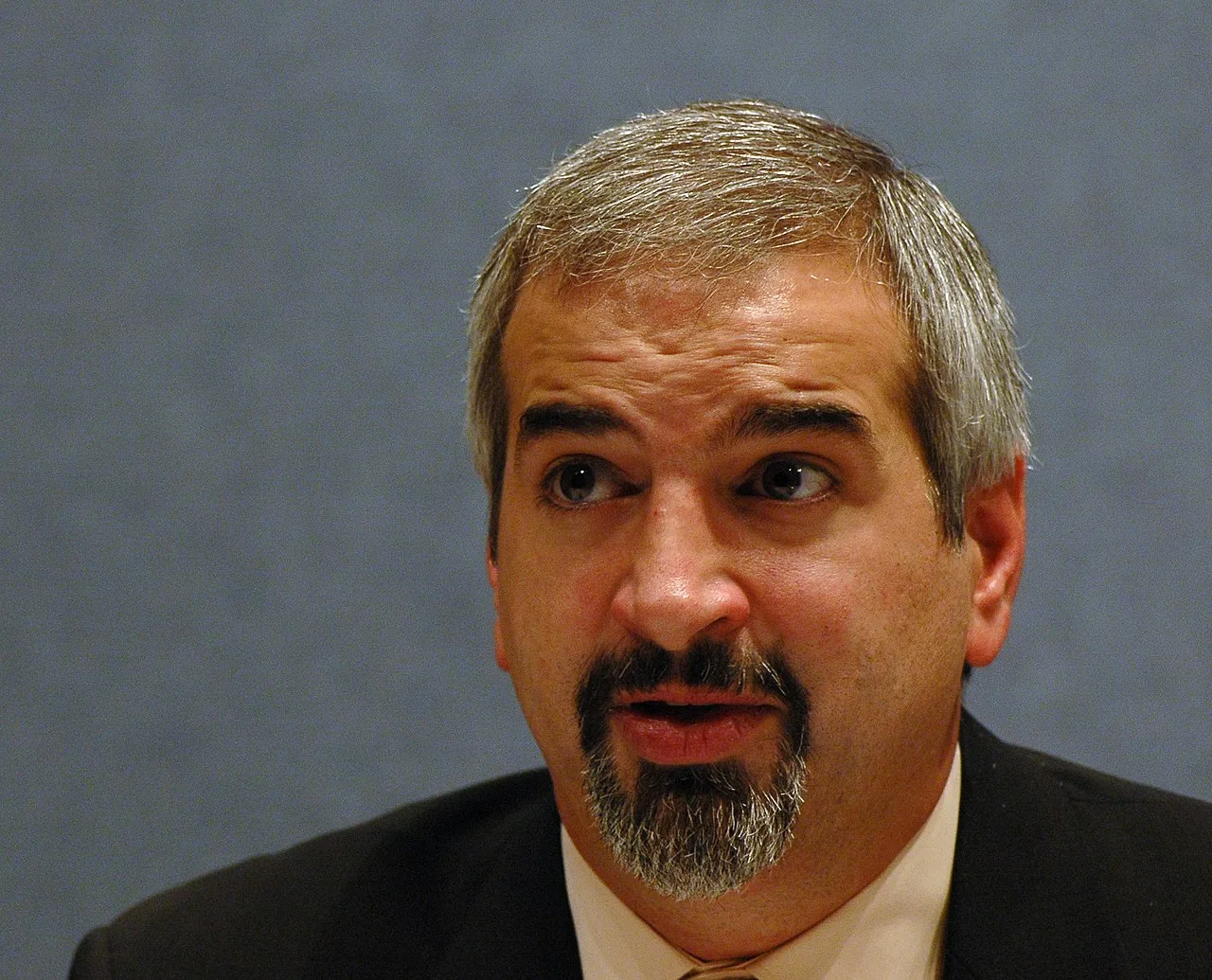 Porträt von Anthony Shadid (1968–2012) – Gedenkseite