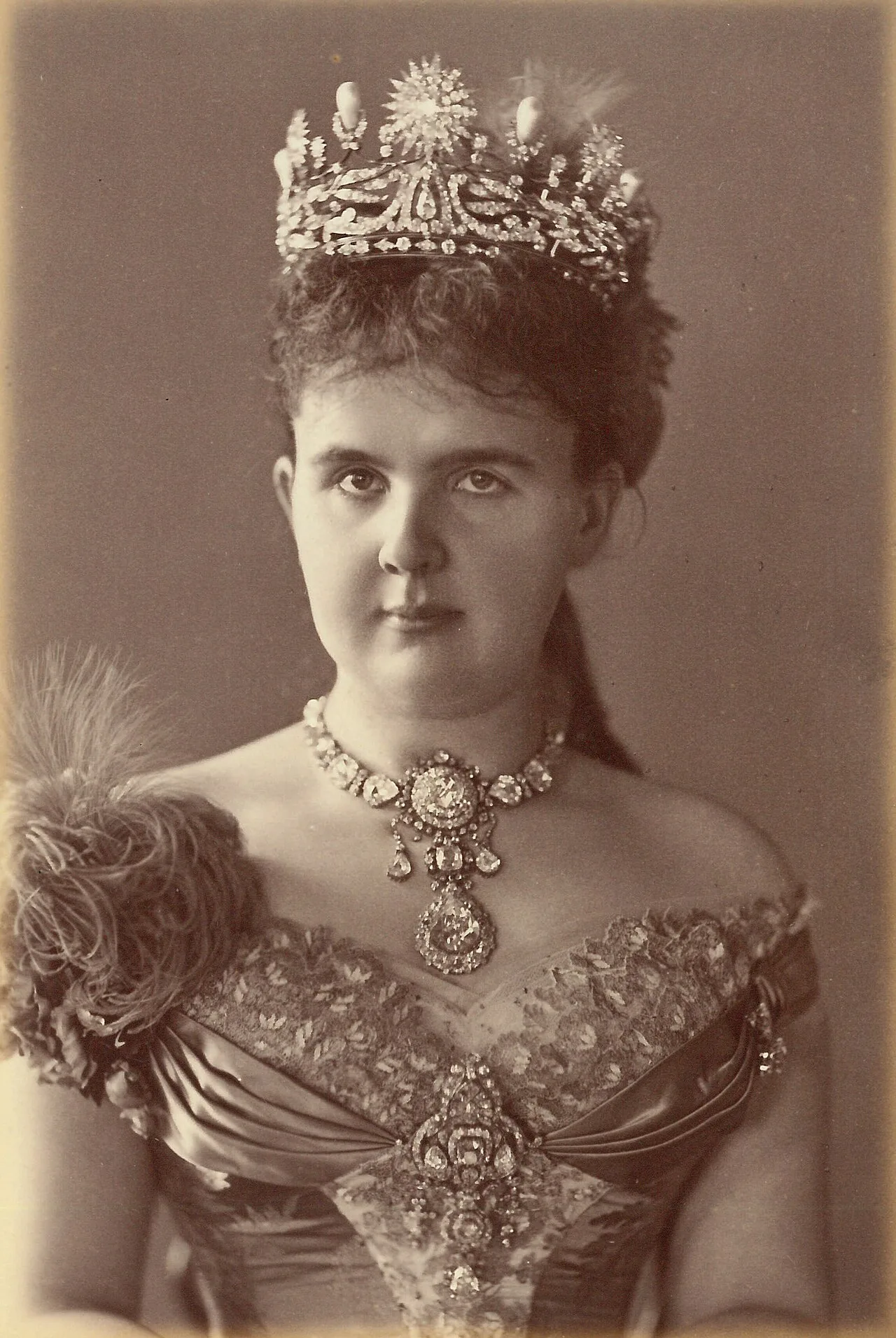 Portrait of Emma zu Waldeck und Pyrmont (1858–1934) – memorial page