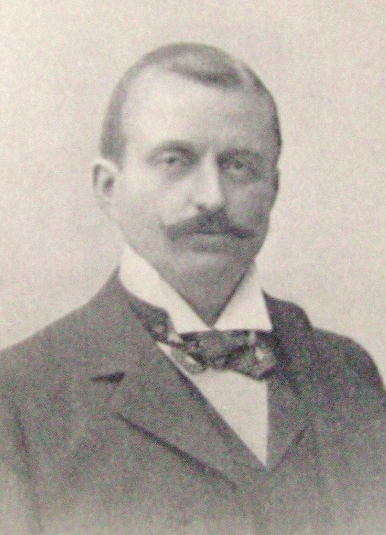 Portrait of Carl Hederstierna (1861–1928) – memorial page