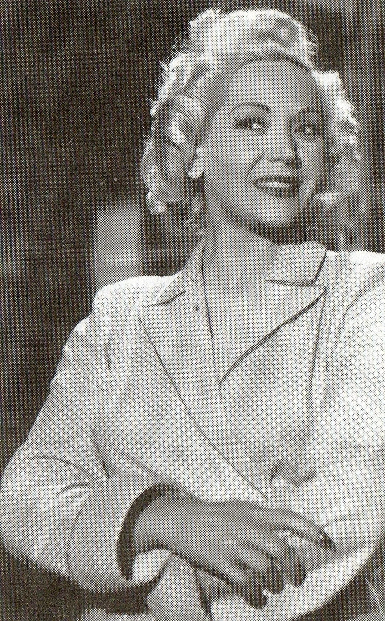 Portrait of Elena Lucena (1914–2015) – memorial page