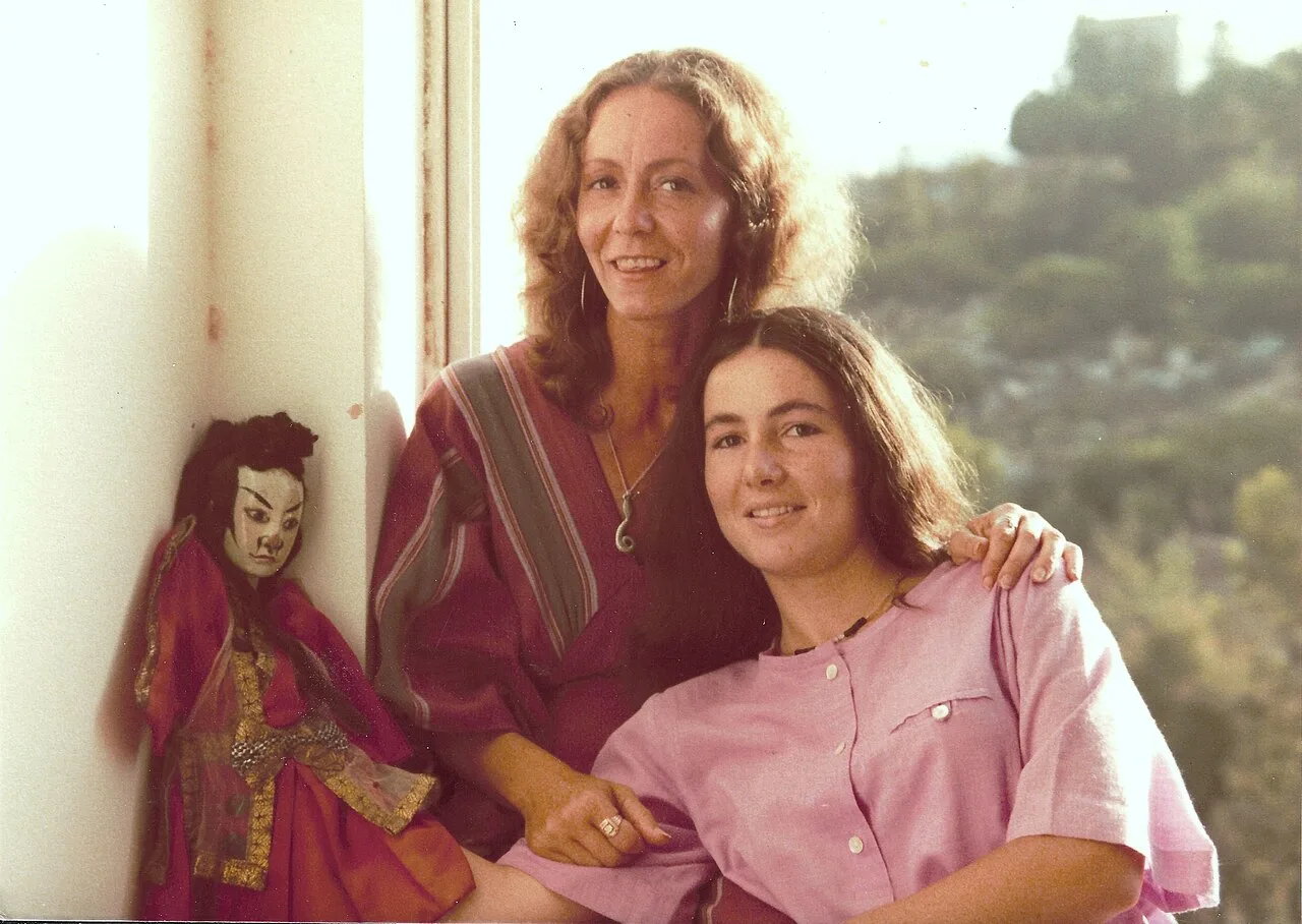 Porträt von Esther Seligson (1941–2010) – Gedenkseite