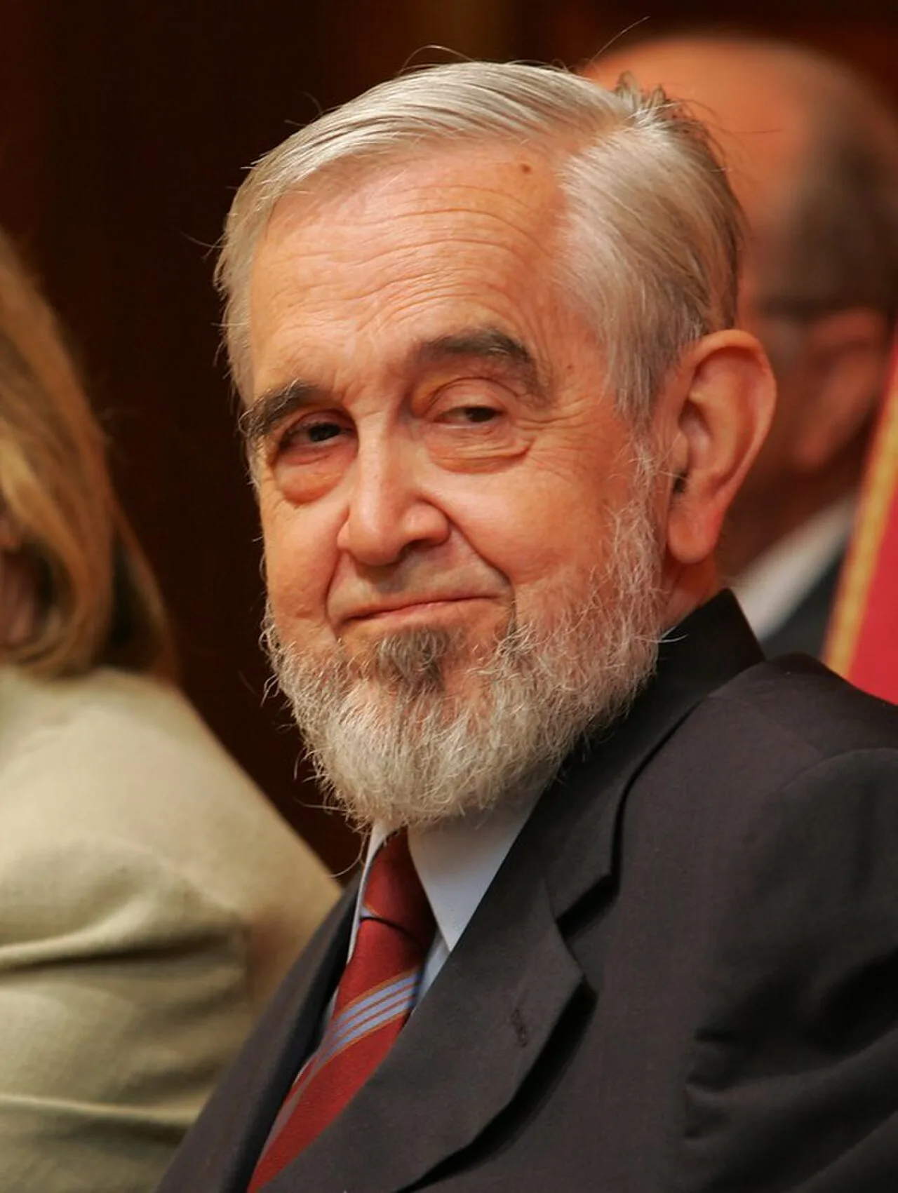 Porträt von Fernando González Ollé (1929–2025) – Gedenkseite