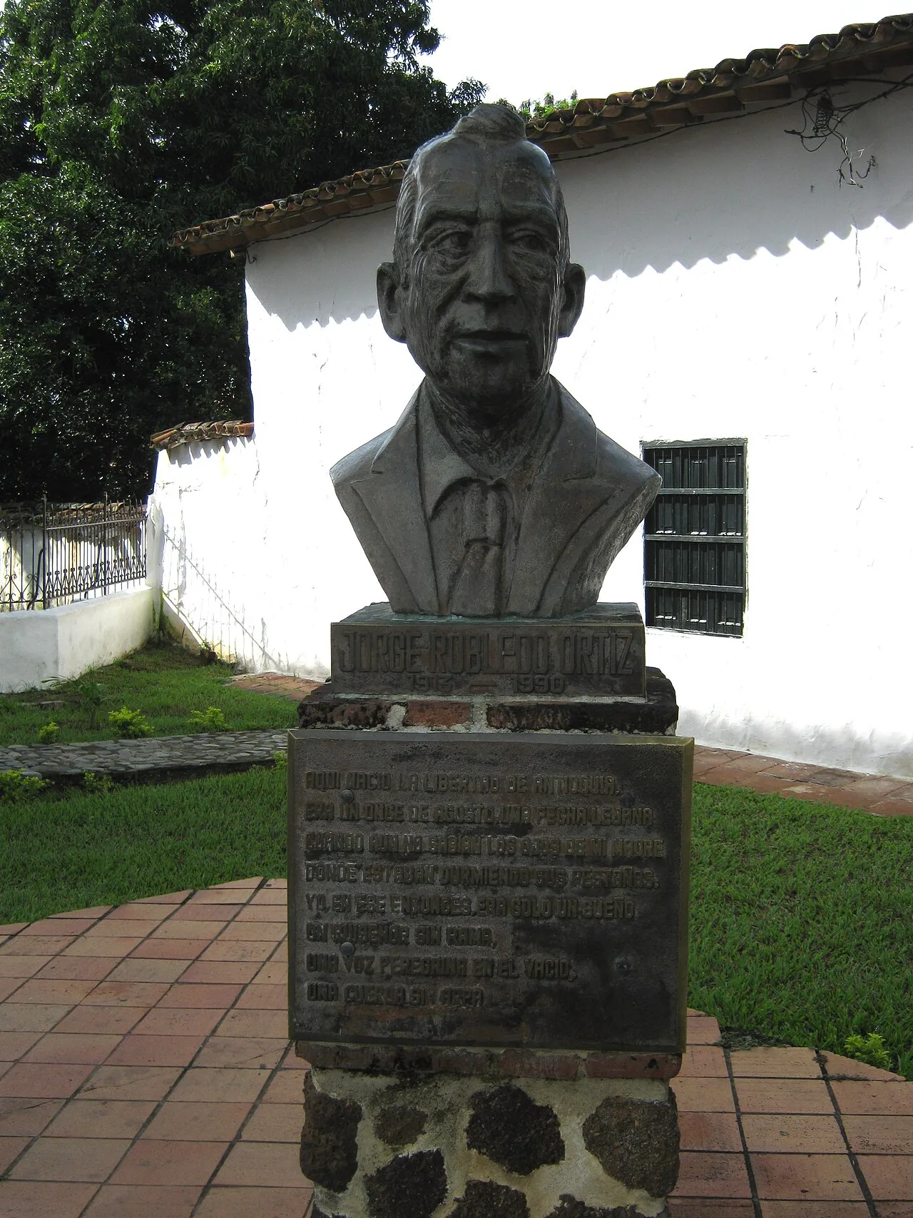 Jorge Robledo Ortiz