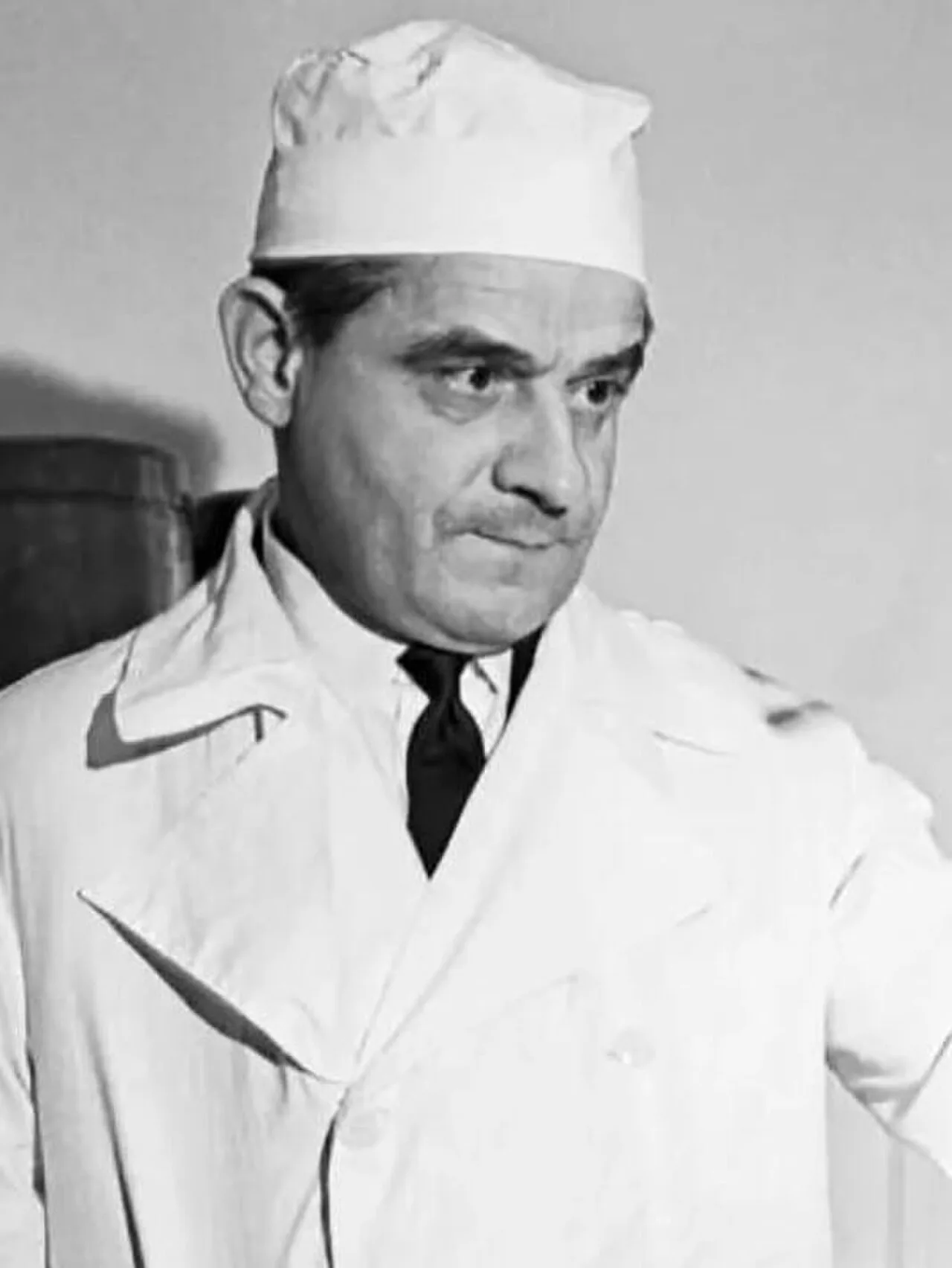 Portrait of Michail Tschumakow (1909–1993) – memorial page