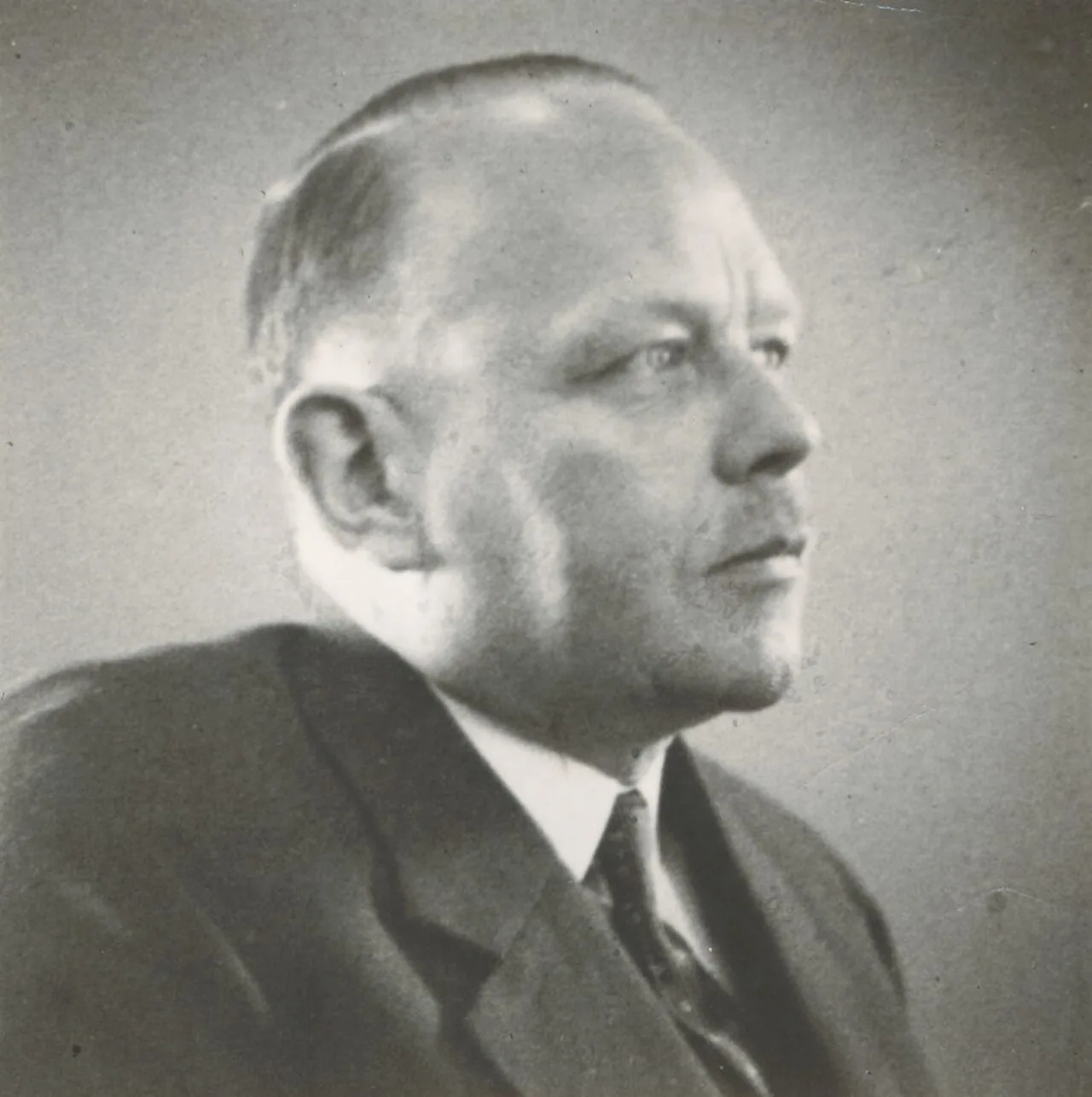 Porträt von Allard Othmar Holwerda (1887–1944) – Gedenkseite