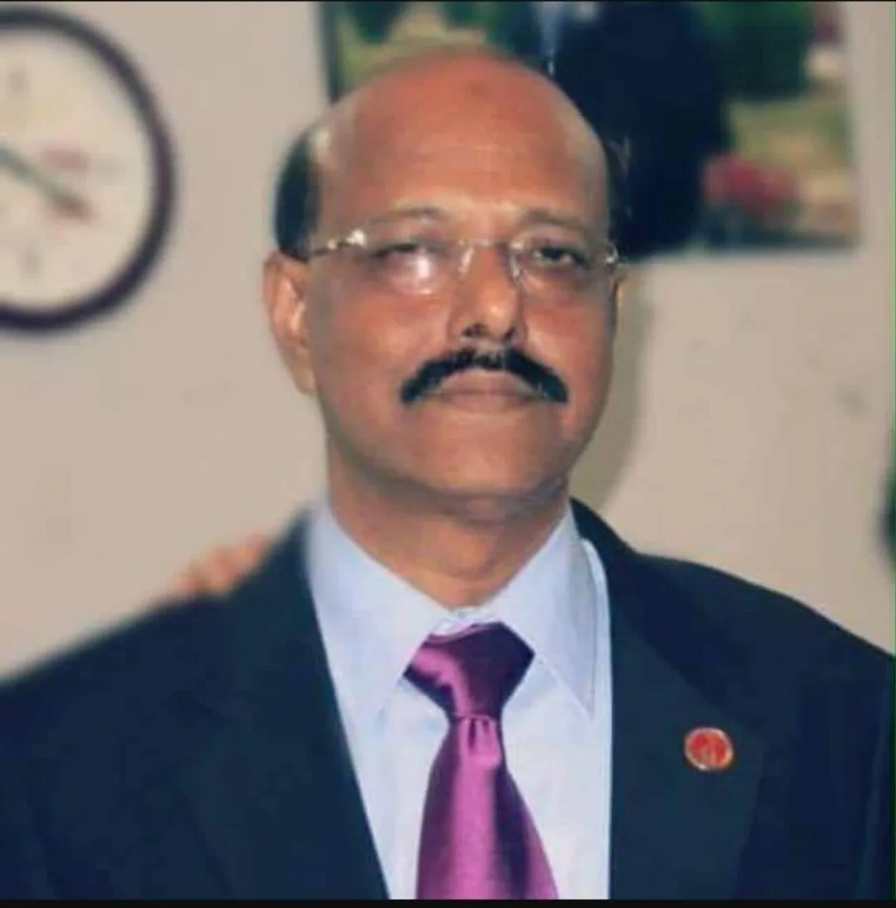 Porträt von Gias Uddin Ahmed (1954–2022) – Gedenkseite