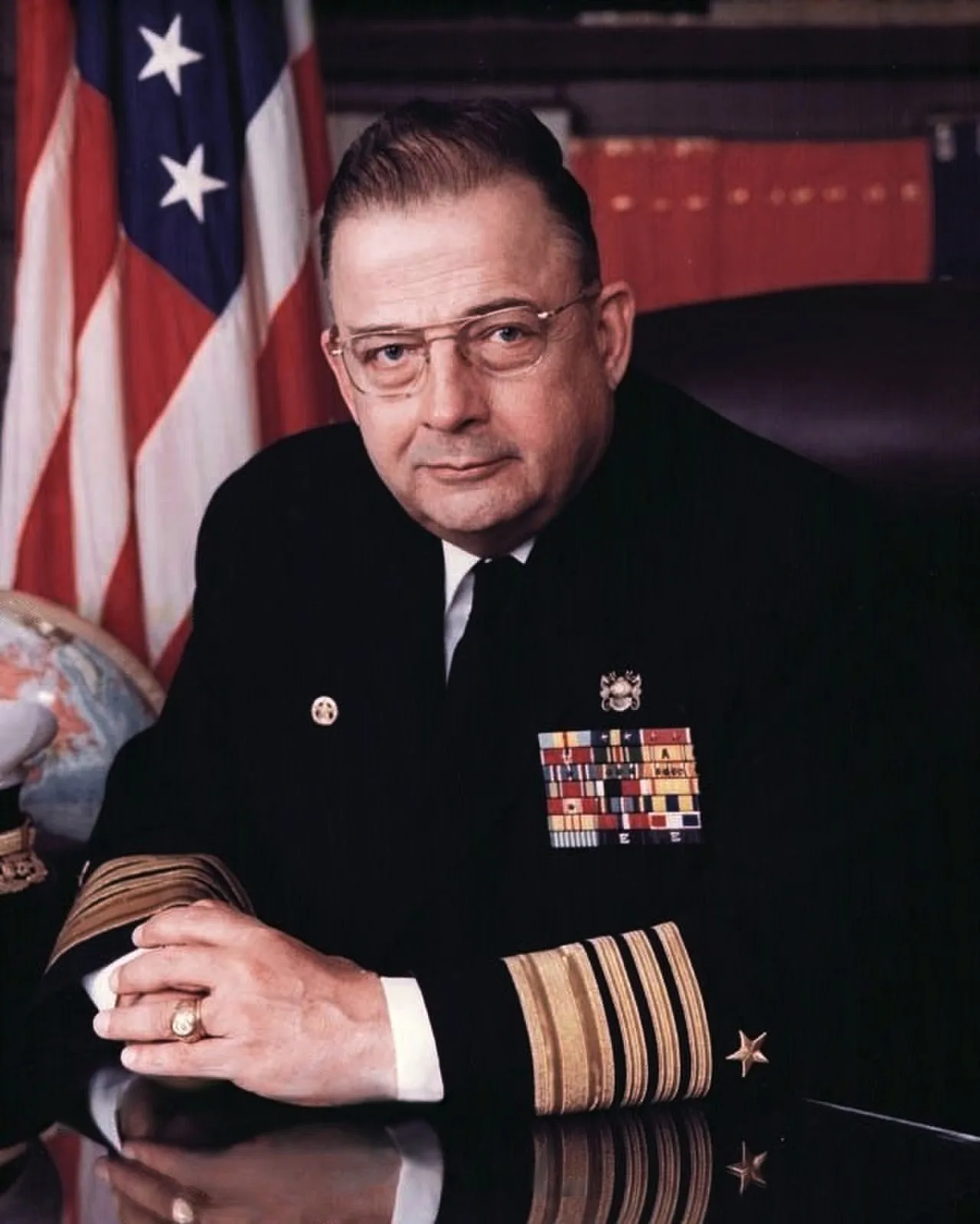 Porträt von Isaac C. Kidd Jr. (1919–1999) – Gedenkseite