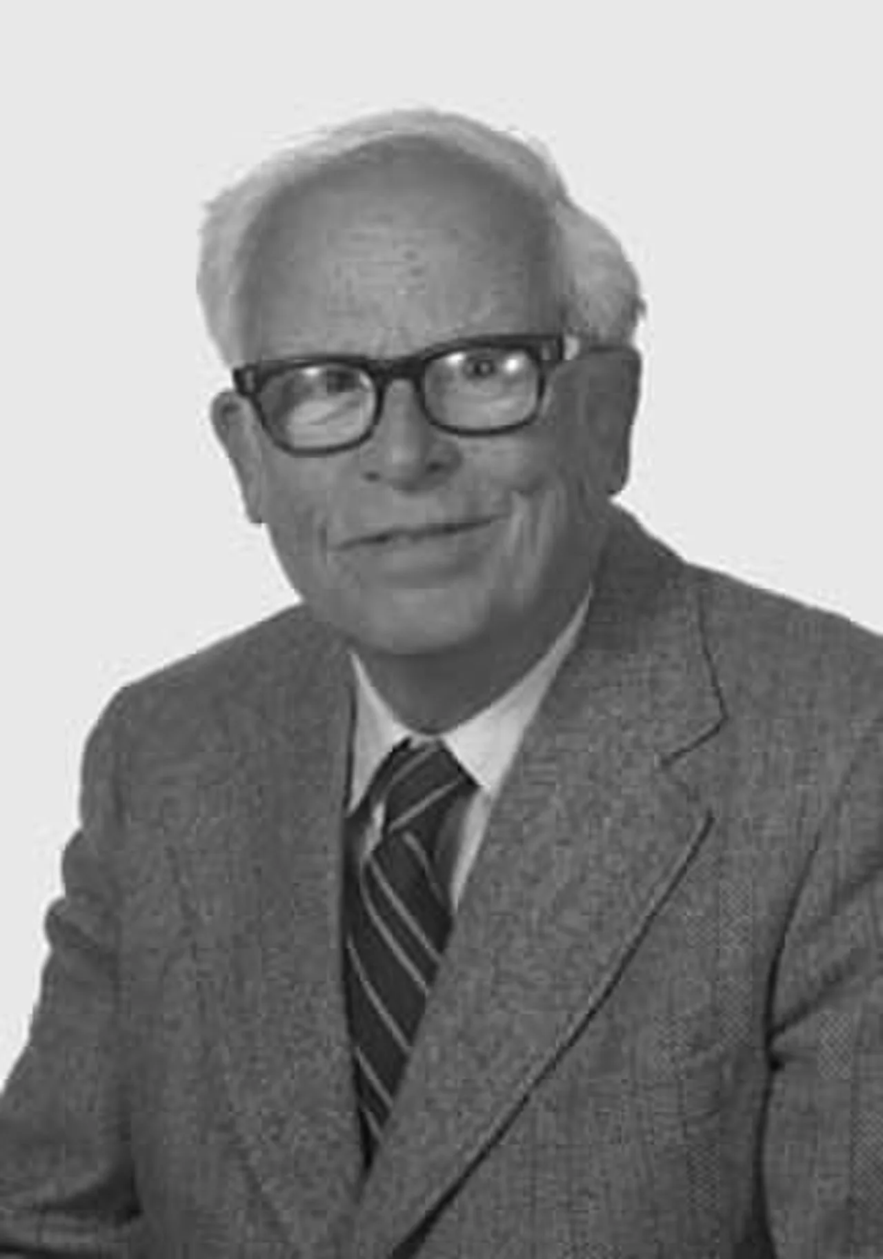 Porträt von Kenneth Sanborn Pitzer (1914–1997) – Gedenkseite