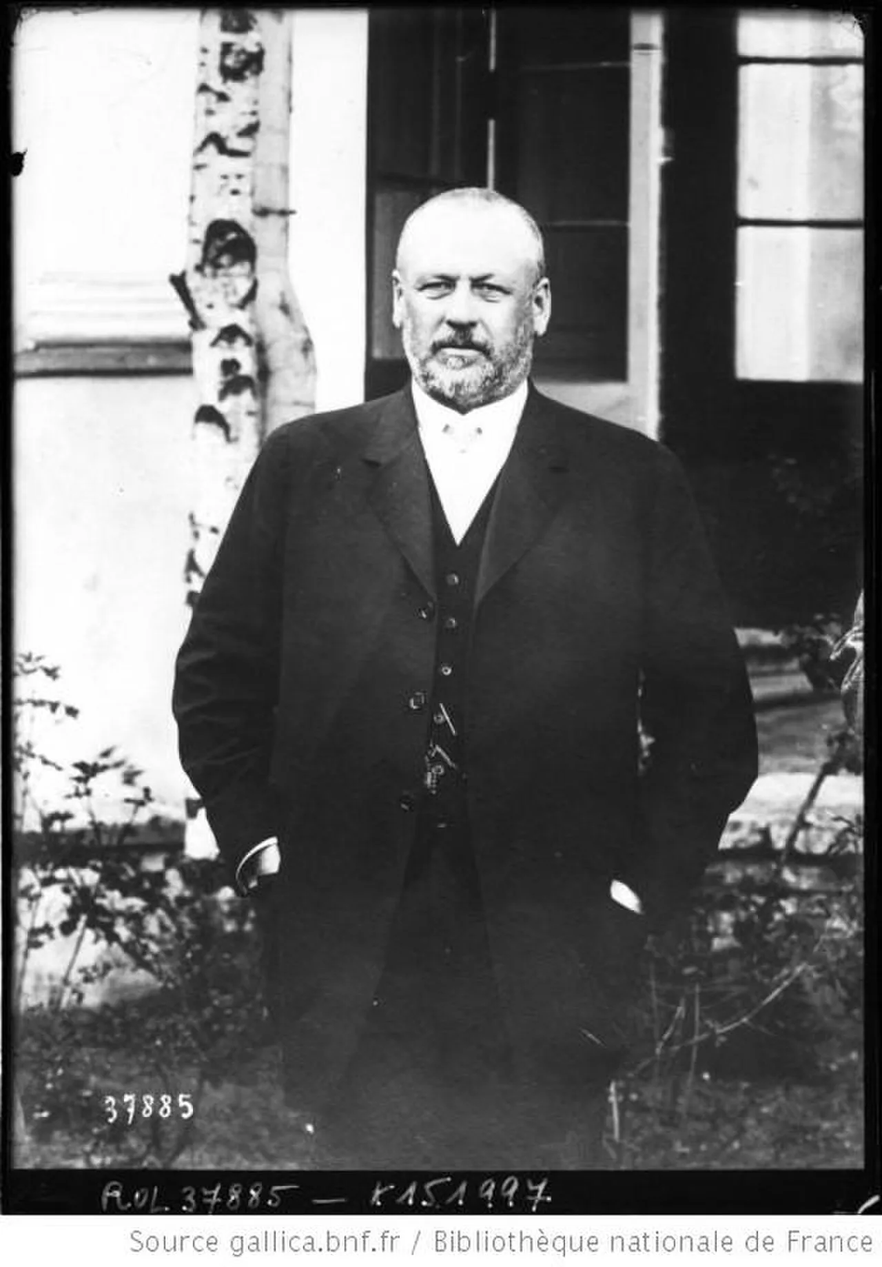 Porträt von Michail Wladimirowitsch Rodsjanko (1859–1924) – Gedenkseite