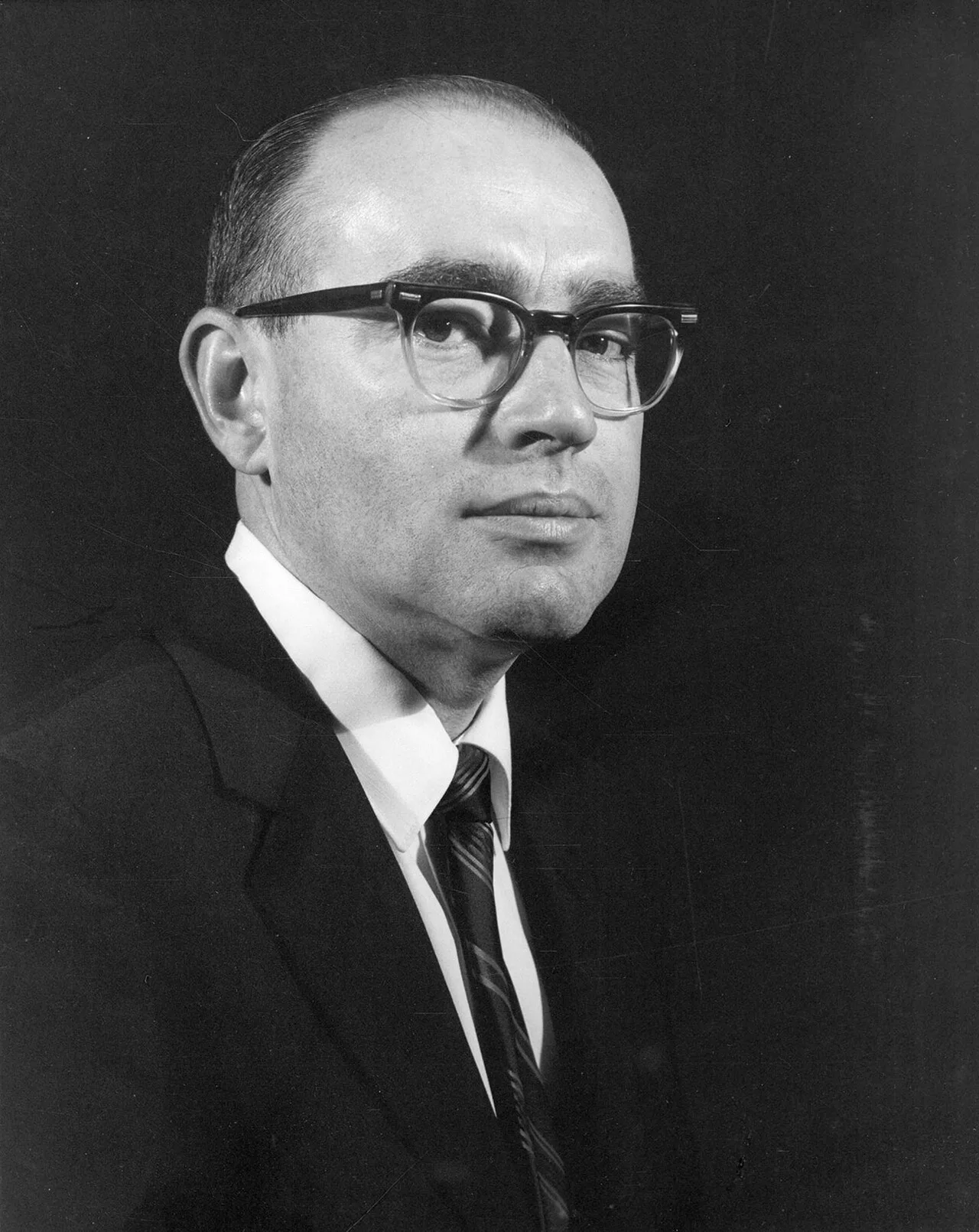 Porträt von James E. O'Neill (1929–1987) – Gedenkseite