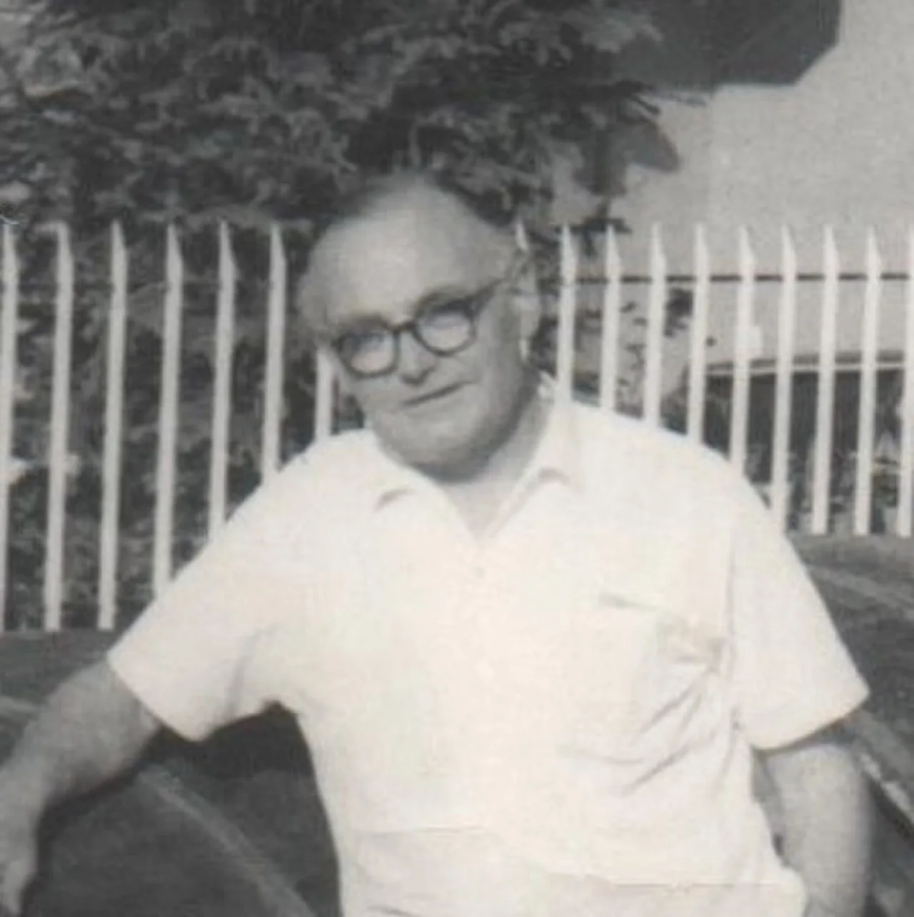 Porträt von James Reeves (1909–1978) – Gedenkseite