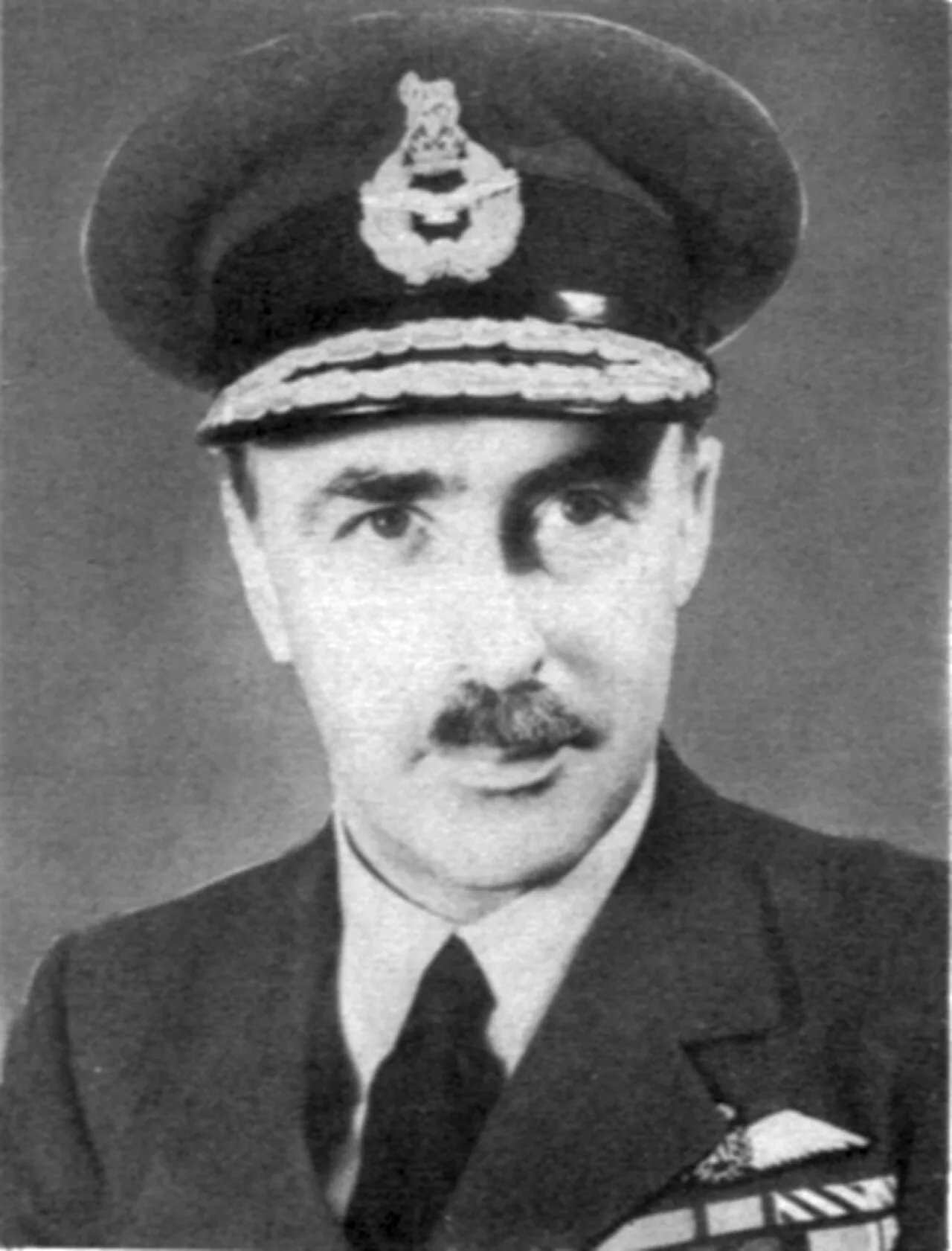 Portrait of James Robb (1895–1968) – memorial page