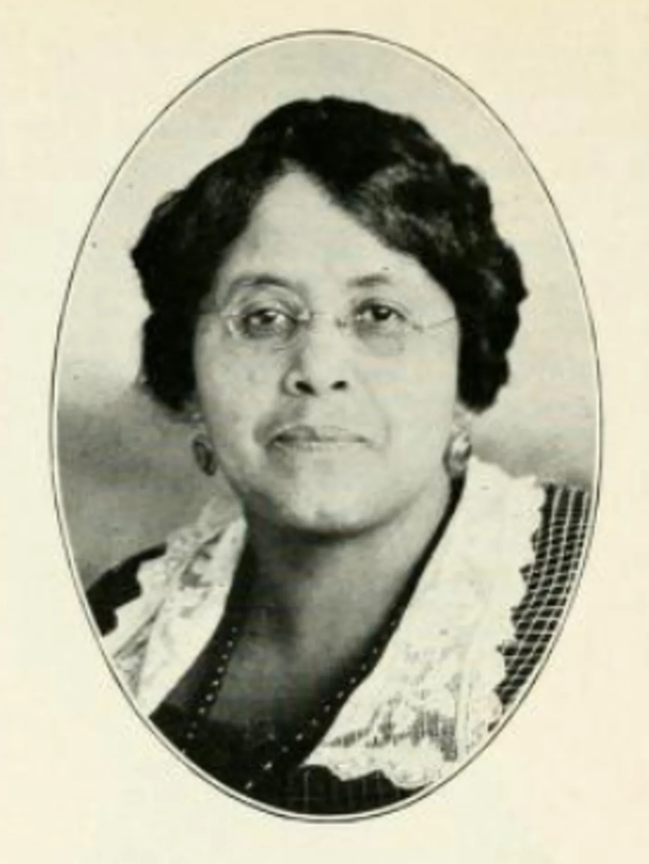 Porträt von Sadie L. Adams (1872–1945) – Gedenkseite