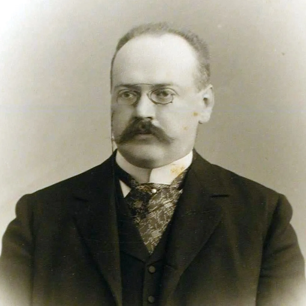 Porträt von Alexander Fjodorowitsch Trepow (1862–1928) – Gedenkseite