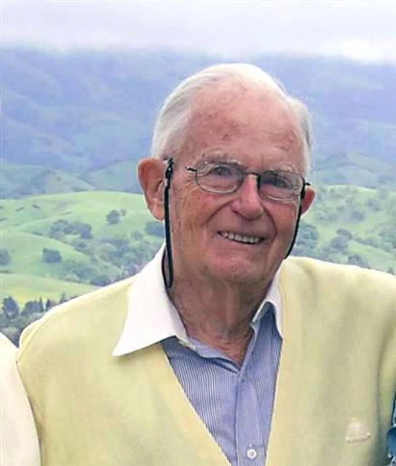 Portrait of John A. Nejedly (1914–2006) – memorial page