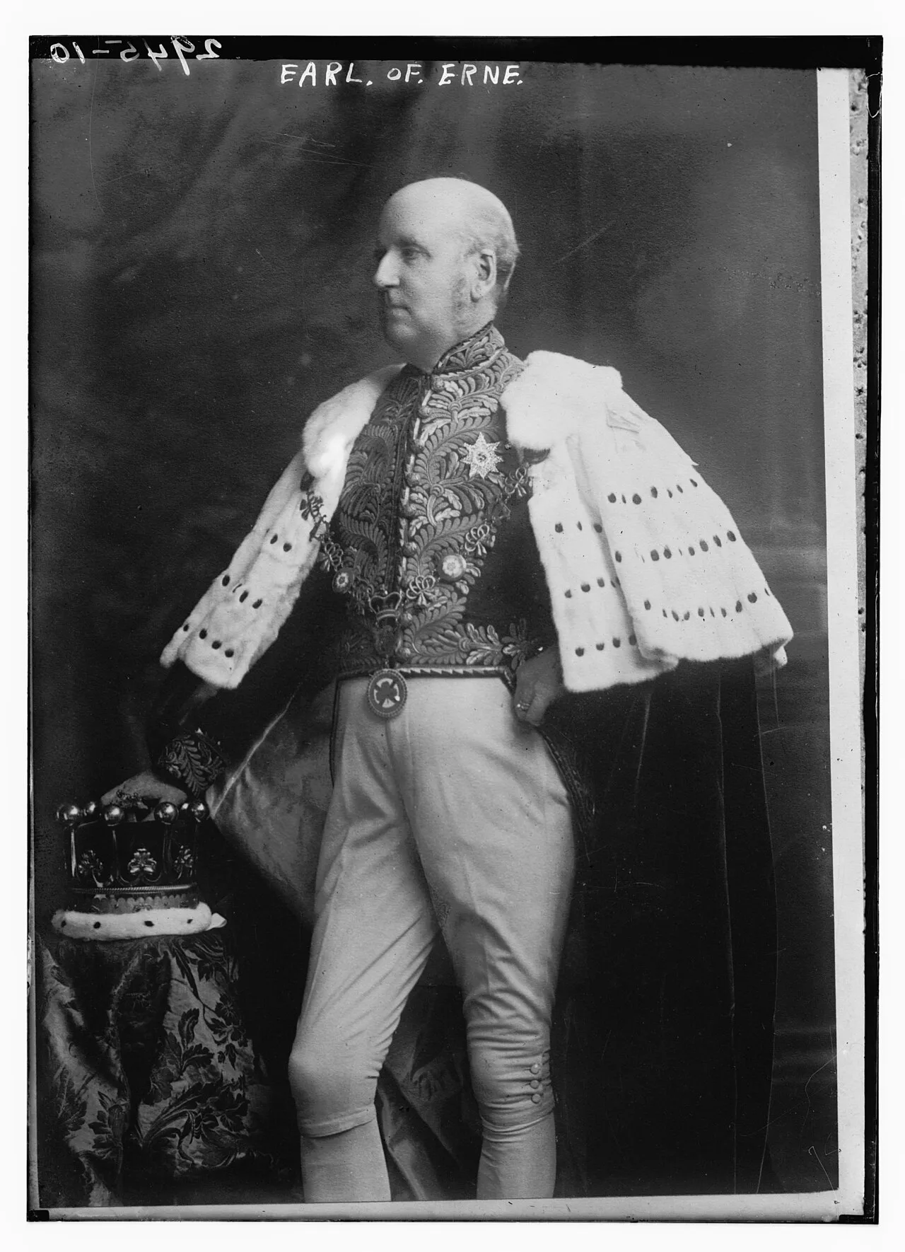 Porträt von John Crichton, 4th Earl Erne (1839–1914) – Gedenkseite