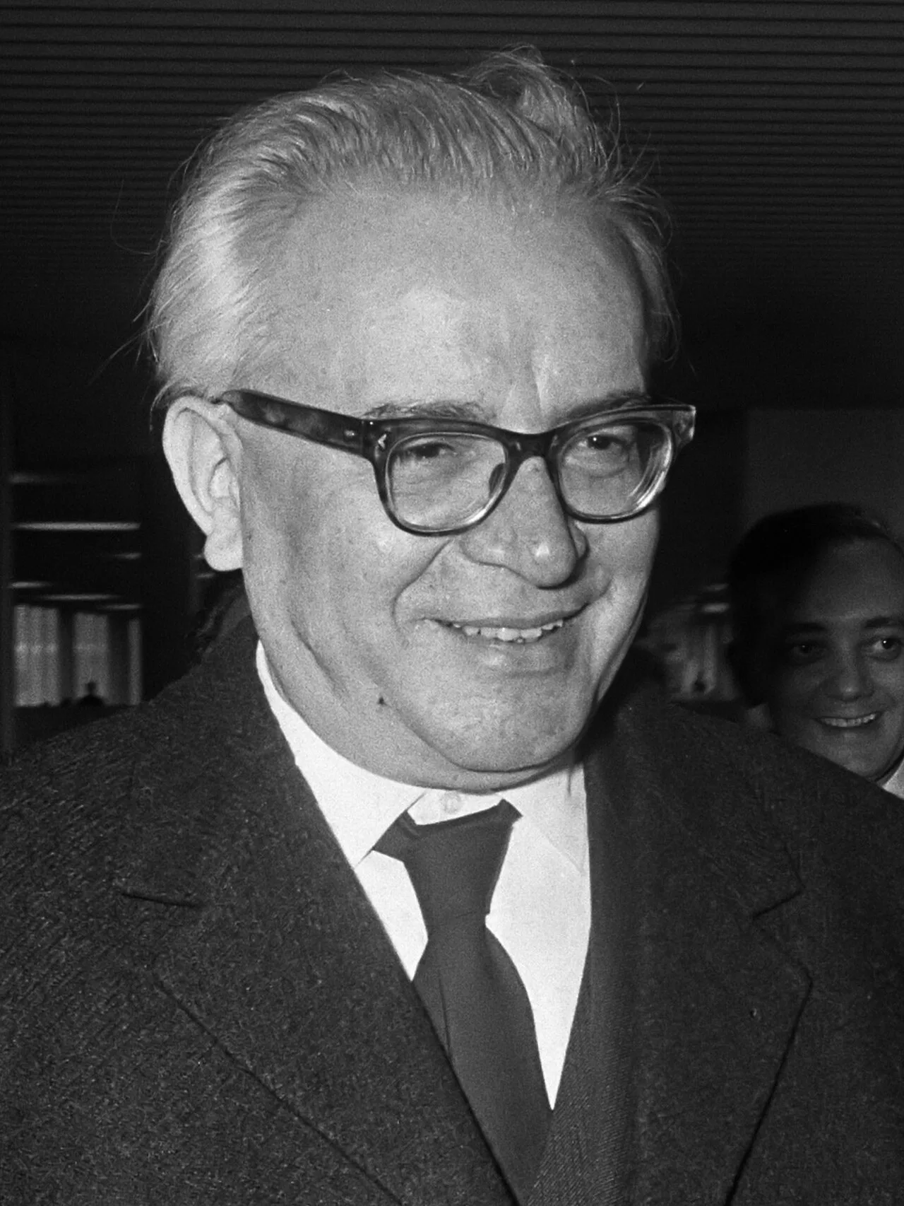 Portrait of János Péter (1910–1999) – memorial page
