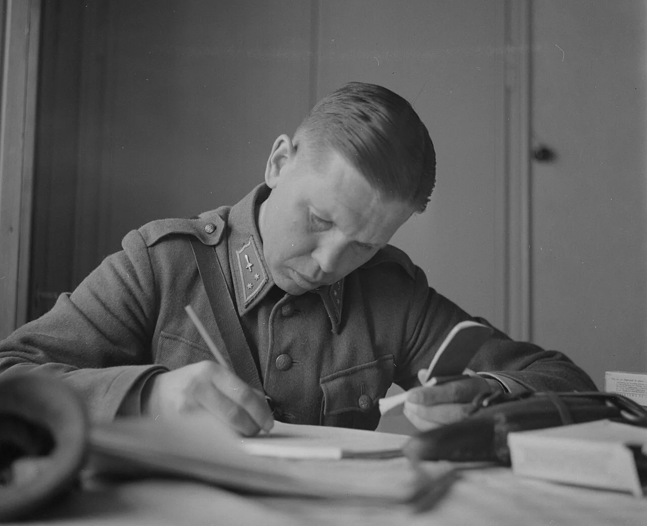 Portrait of Osvald Hedenström (1913–1998) – memorial page