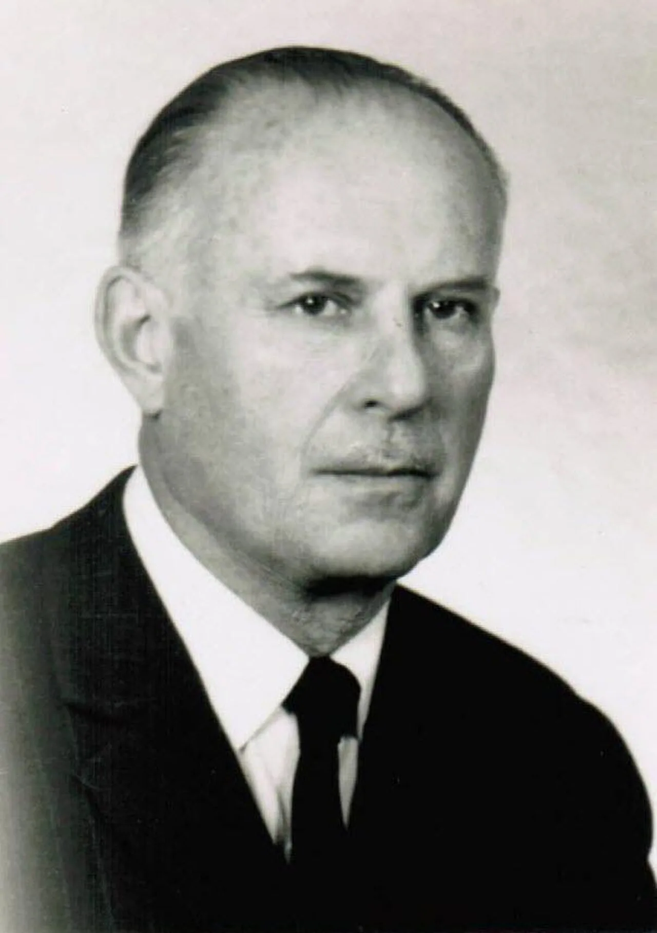 Portrait of Jan Wołoszyn (1912–2009) – memorial page