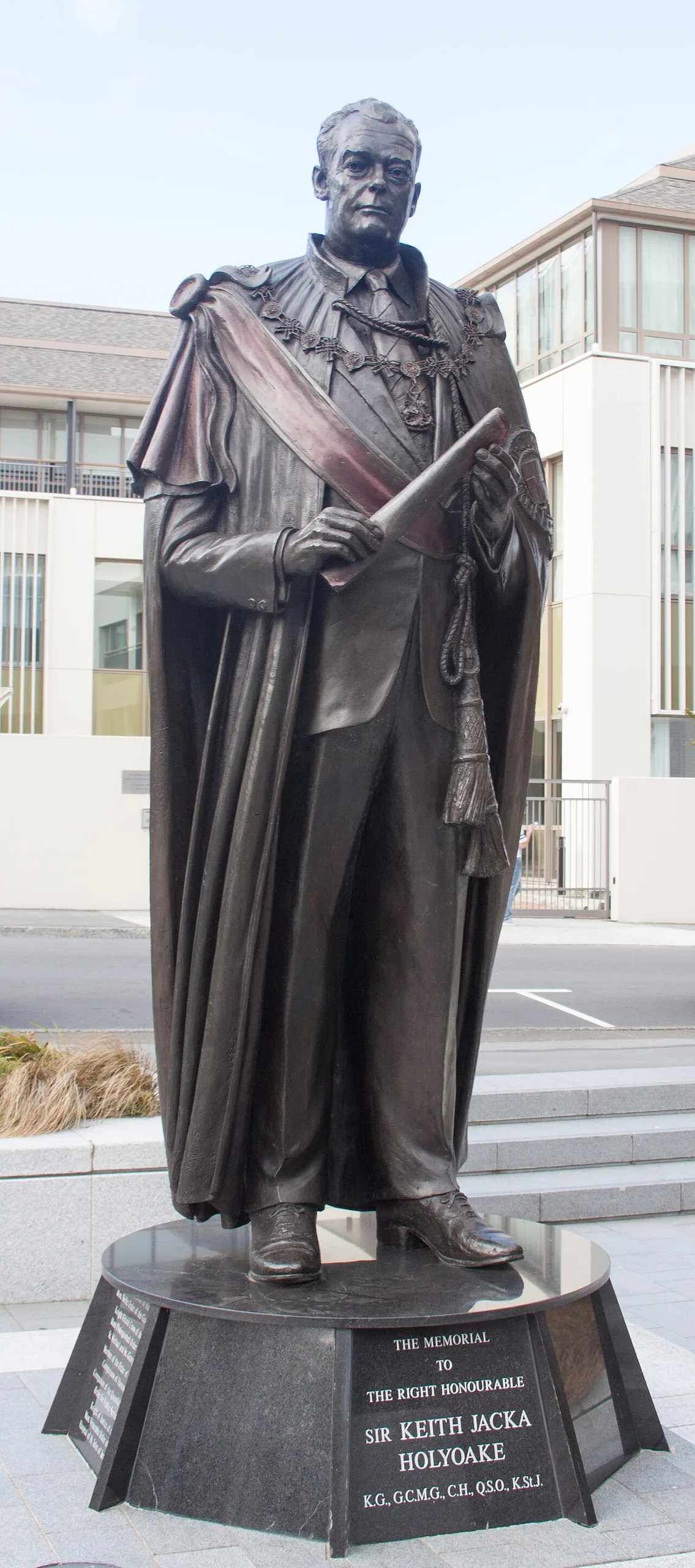 Portrait of Keith Holyoake (1904–1983) – memorial page