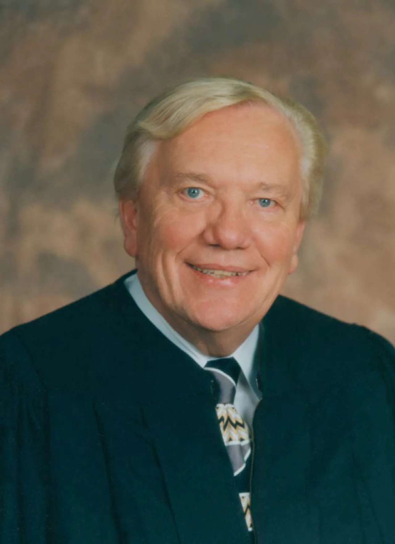 Portrait of Kermit Edward Bye (1937–2021) – memorial page