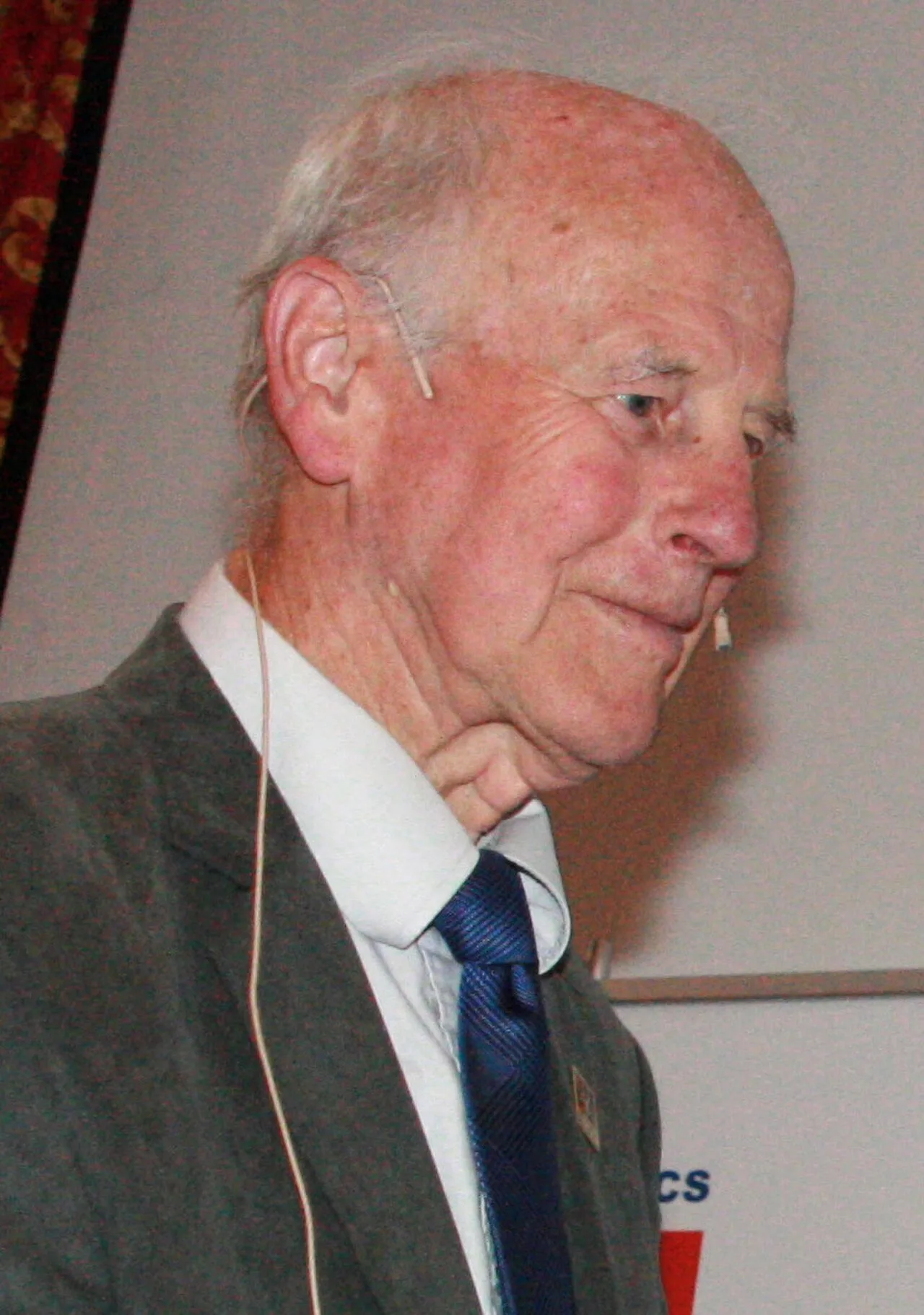 Portrait of Knut Korsæth (1932–2022) – memorial page
