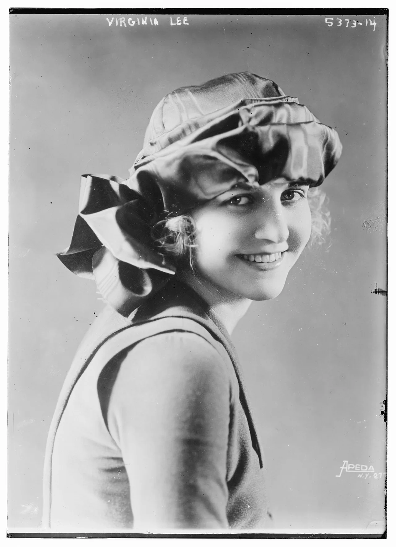 Porträt von Virginia Lee (1901–1996) – Gedenkseite