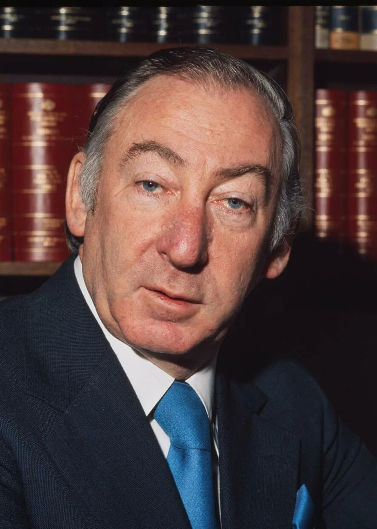 Portrait of Lionel Murphy (1922–1986) – memorial page
